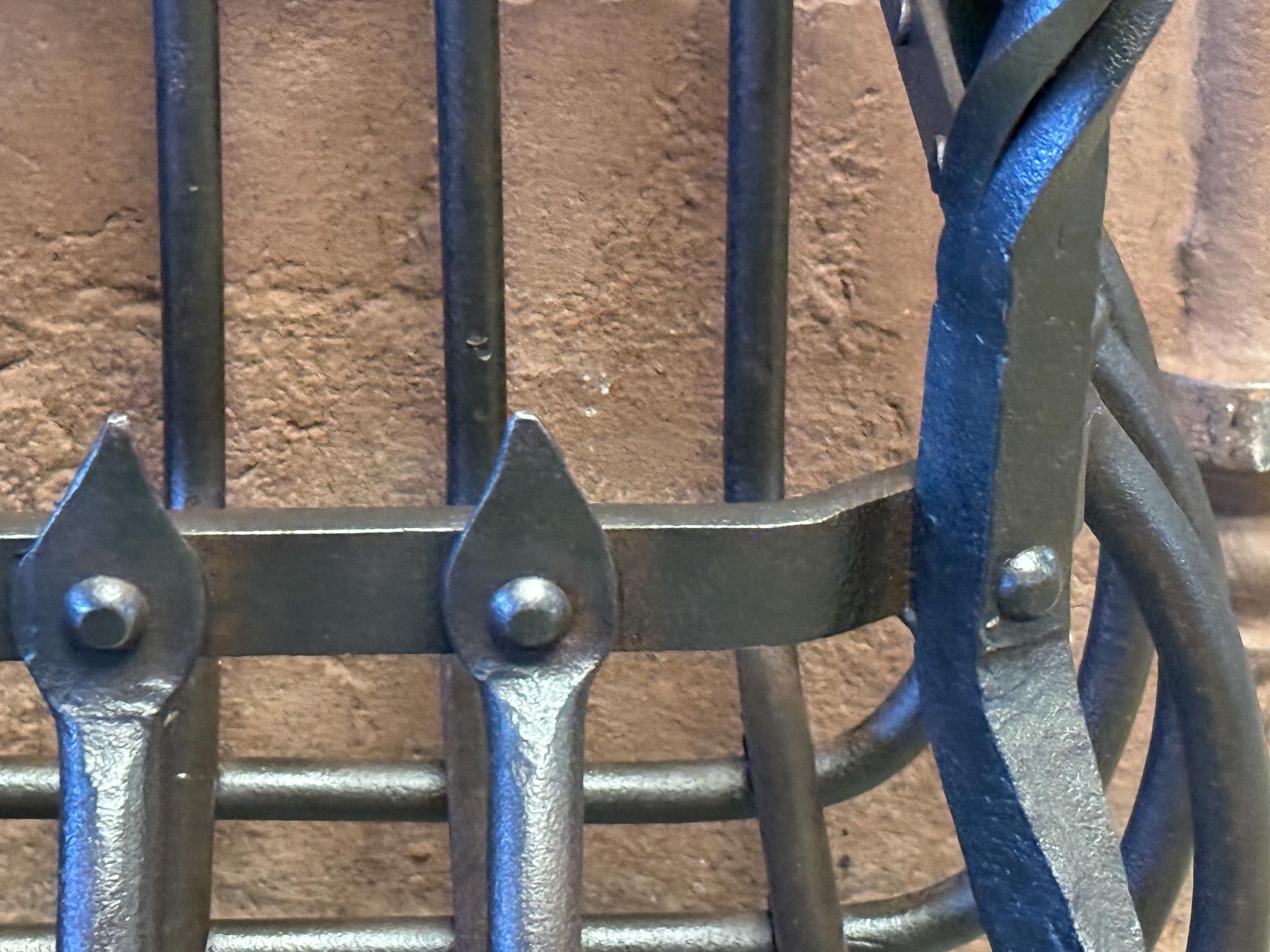 Grande grille de cheminée hollandaise victorienne, 19e siècle en vente 3