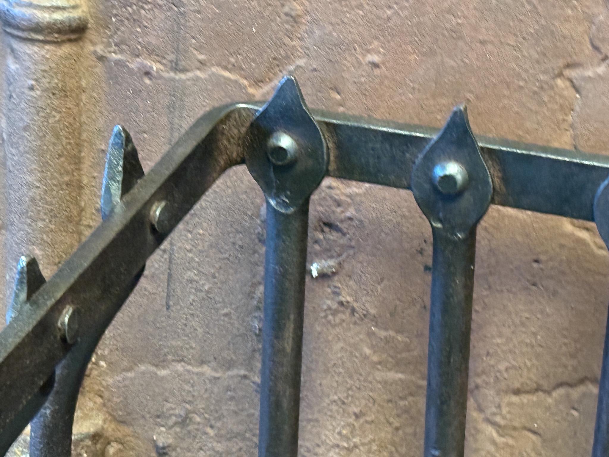 Grande grille de cheminée hollandaise victorienne, 19e siècle en vente 9
