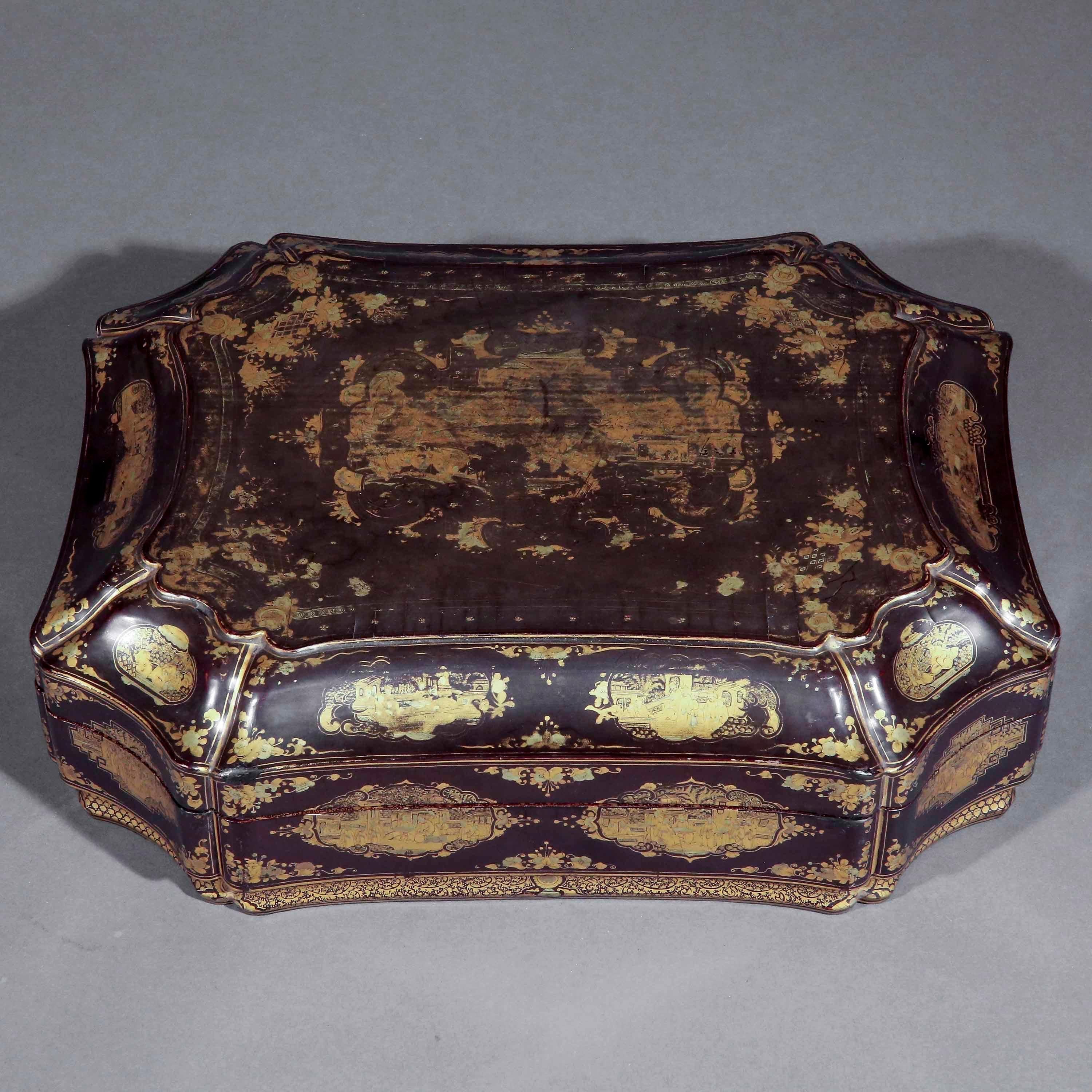 Chinese Export Large Early 19th Century Chinoiserie Black Lacquer Box For Sale
