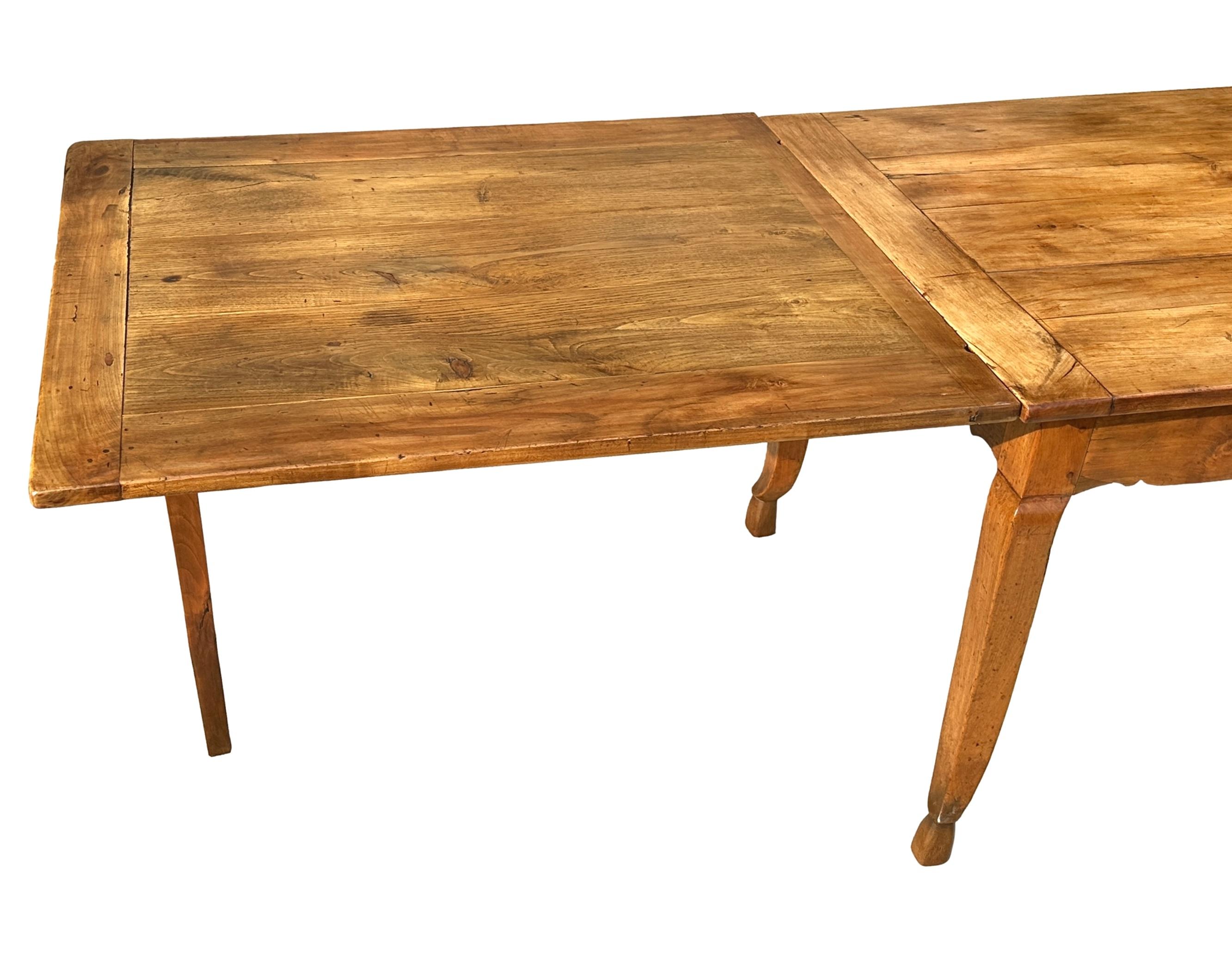 Large Early 19th Century Farmhouse Kitchen Extending Dining Table For Sale 4
