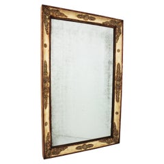 Grand miroir rectangulaire Empire français doré à la feuille et beige