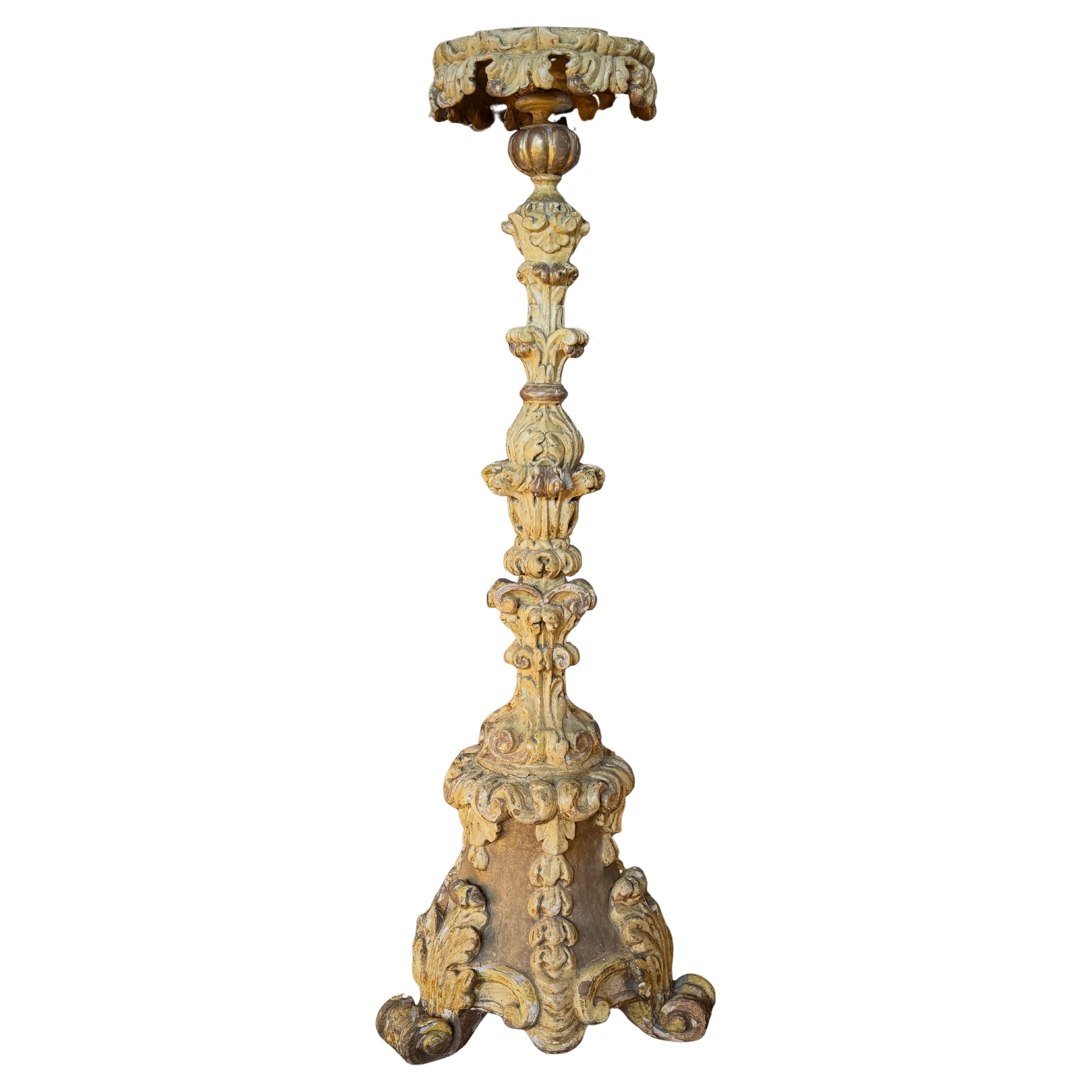 Hand-Carved Porte-bougies