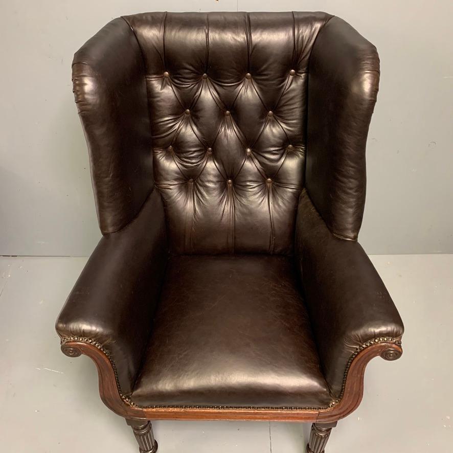 Large Early 19th Century Regency Buttoned Leather Wing Armchair on Castors For Sale 2