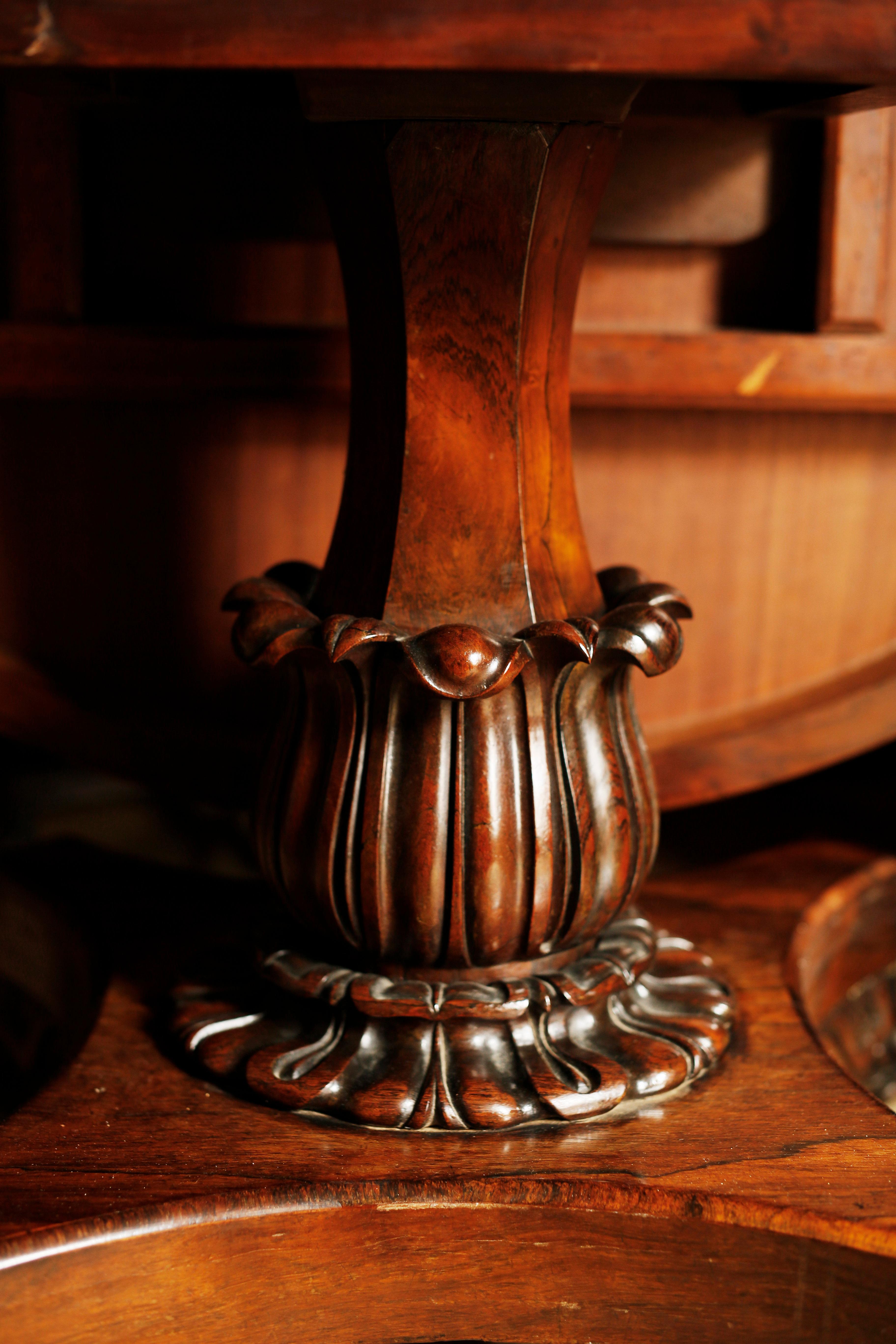 English Large Early 19th Century Regency Rosewood Centre or Dining Table