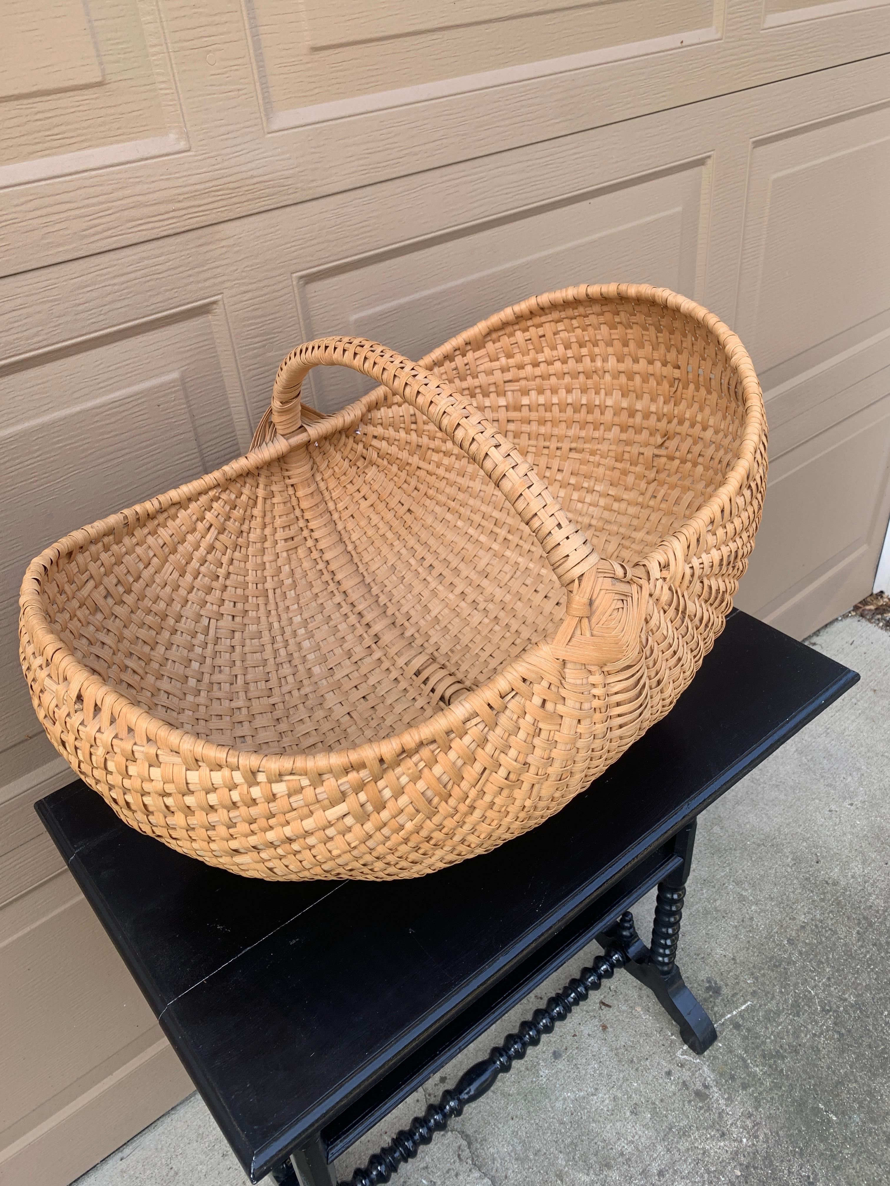 Grand panier à fesses en Oak Oak Splint du début du 20e siècle américain Bon état - En vente à Elkhart, IN