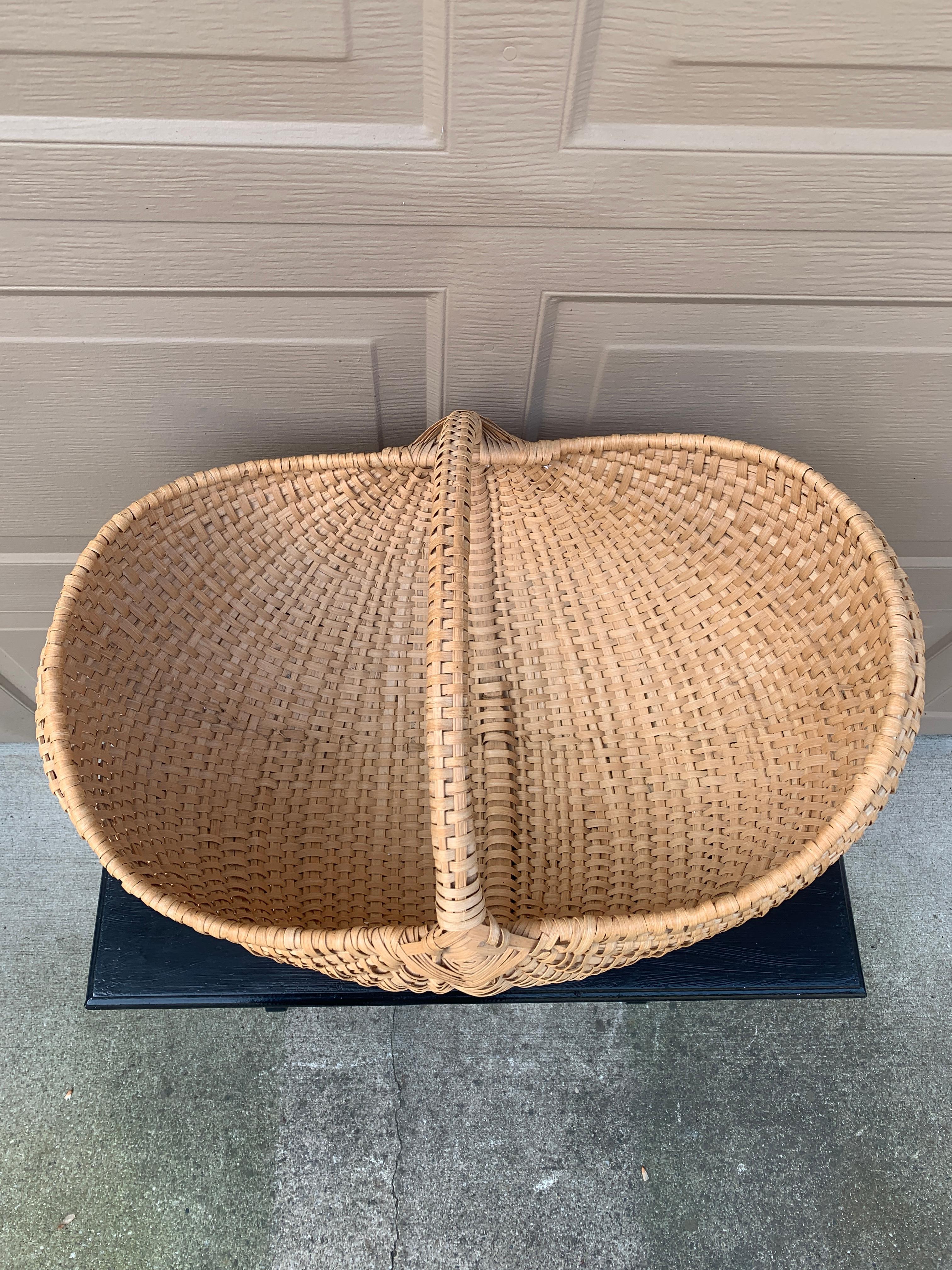Chêne Grand panier à fesses en Oak Oak Splint du début du 20e siècle américain en vente