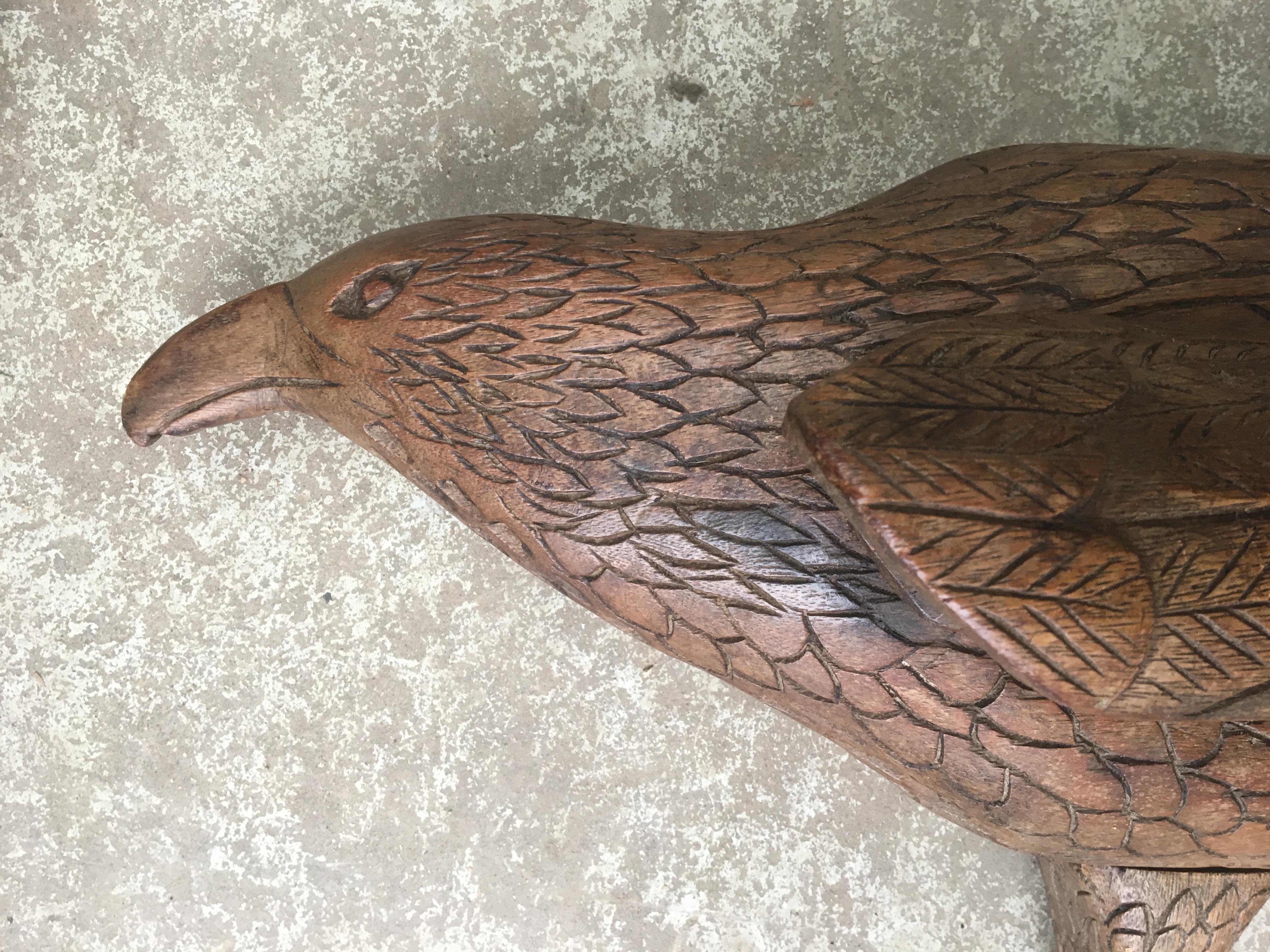 Large Early 20th Century Belgian Oak Folk Art Eagle Sculpture For Sale 1