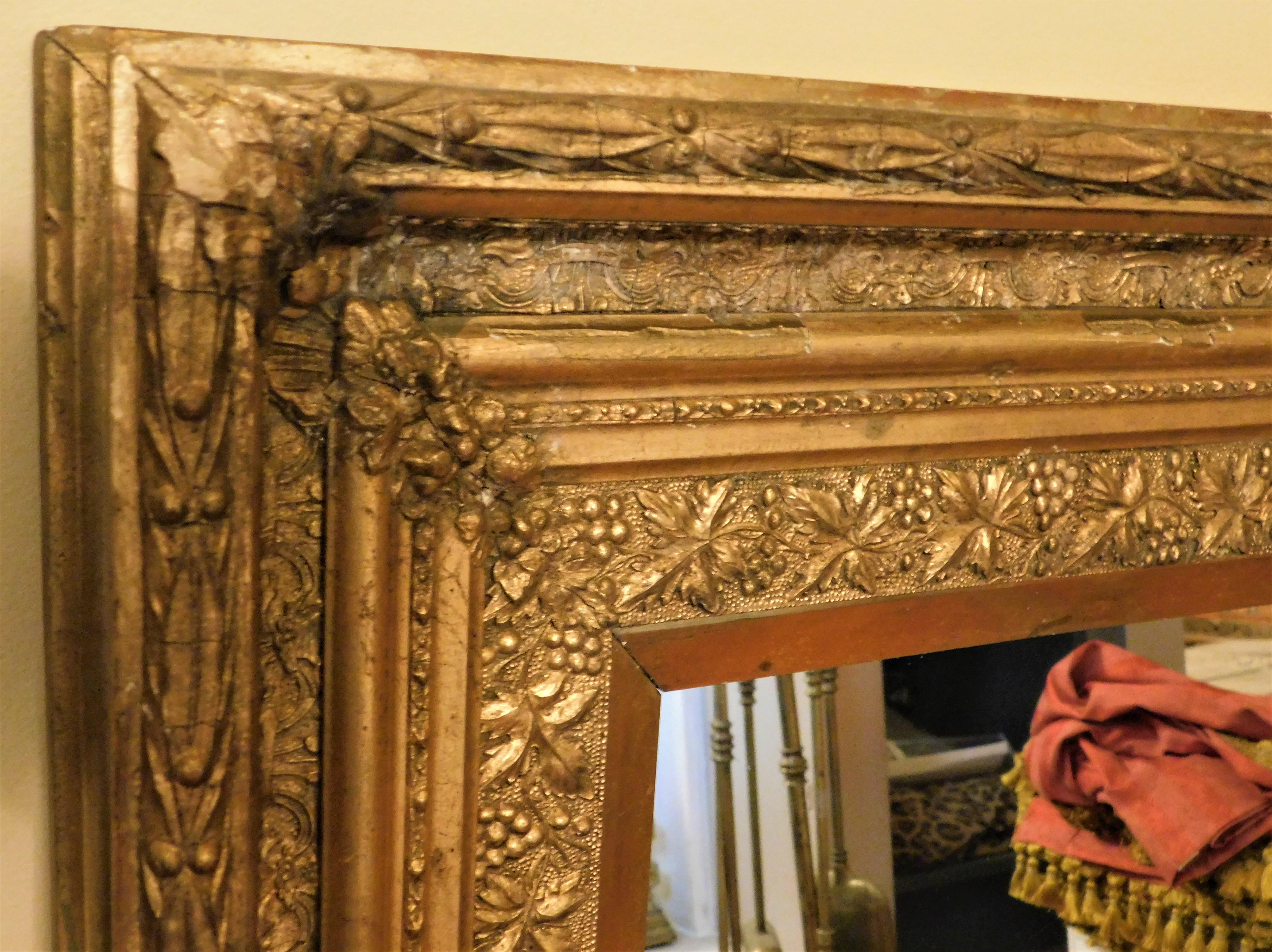 Large Early 20th Century Belgium Gold Framed Mirror In Good Condition For Sale In Hamilton, Ontario
