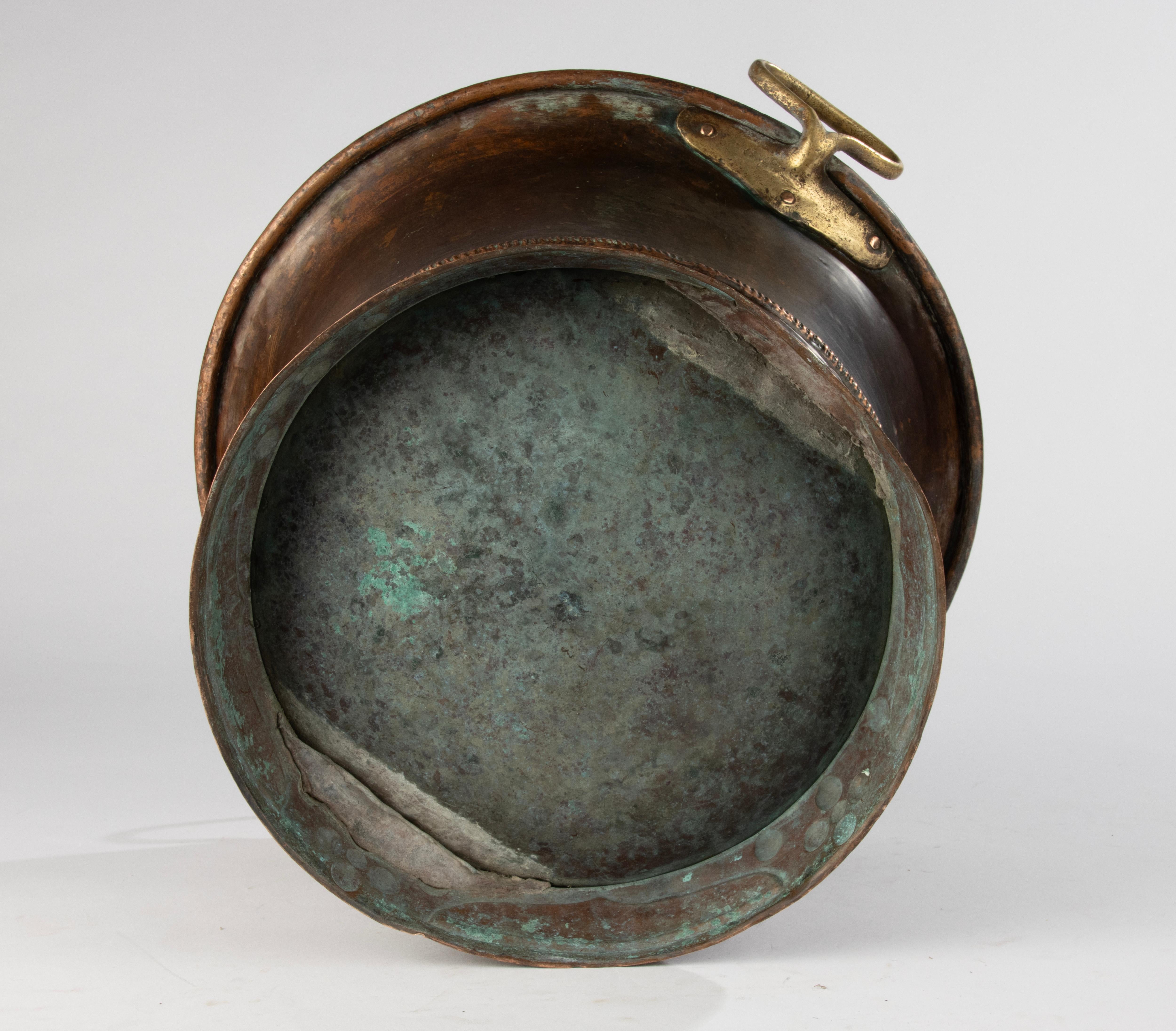 Large Early 20th Century Champagne Bottle Bucket - Arts & Crafts - Copper For Sale 10