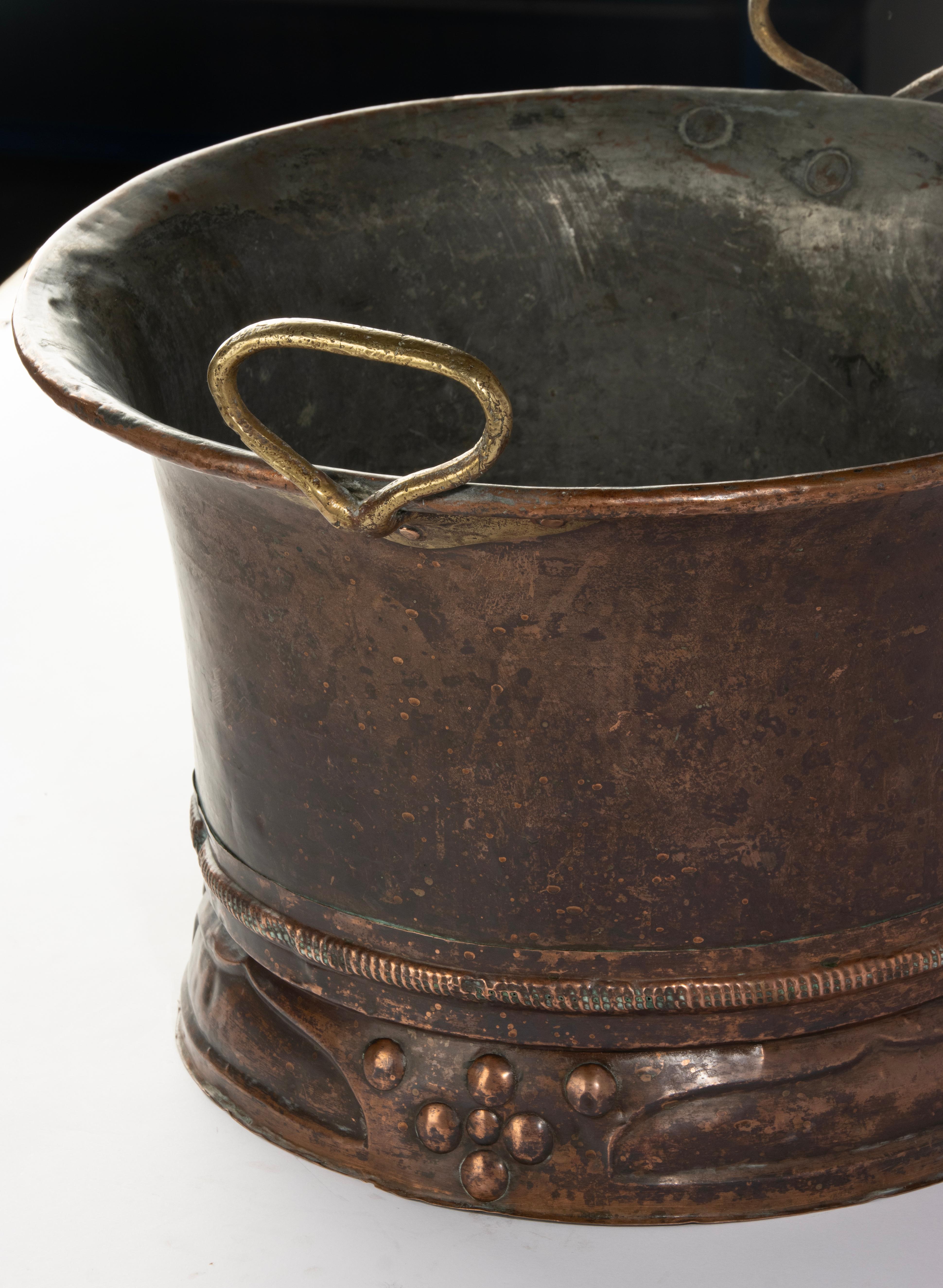 Large Early 20th Century Champagne Bottle Bucket - Arts & Crafts - Copper For Sale 13