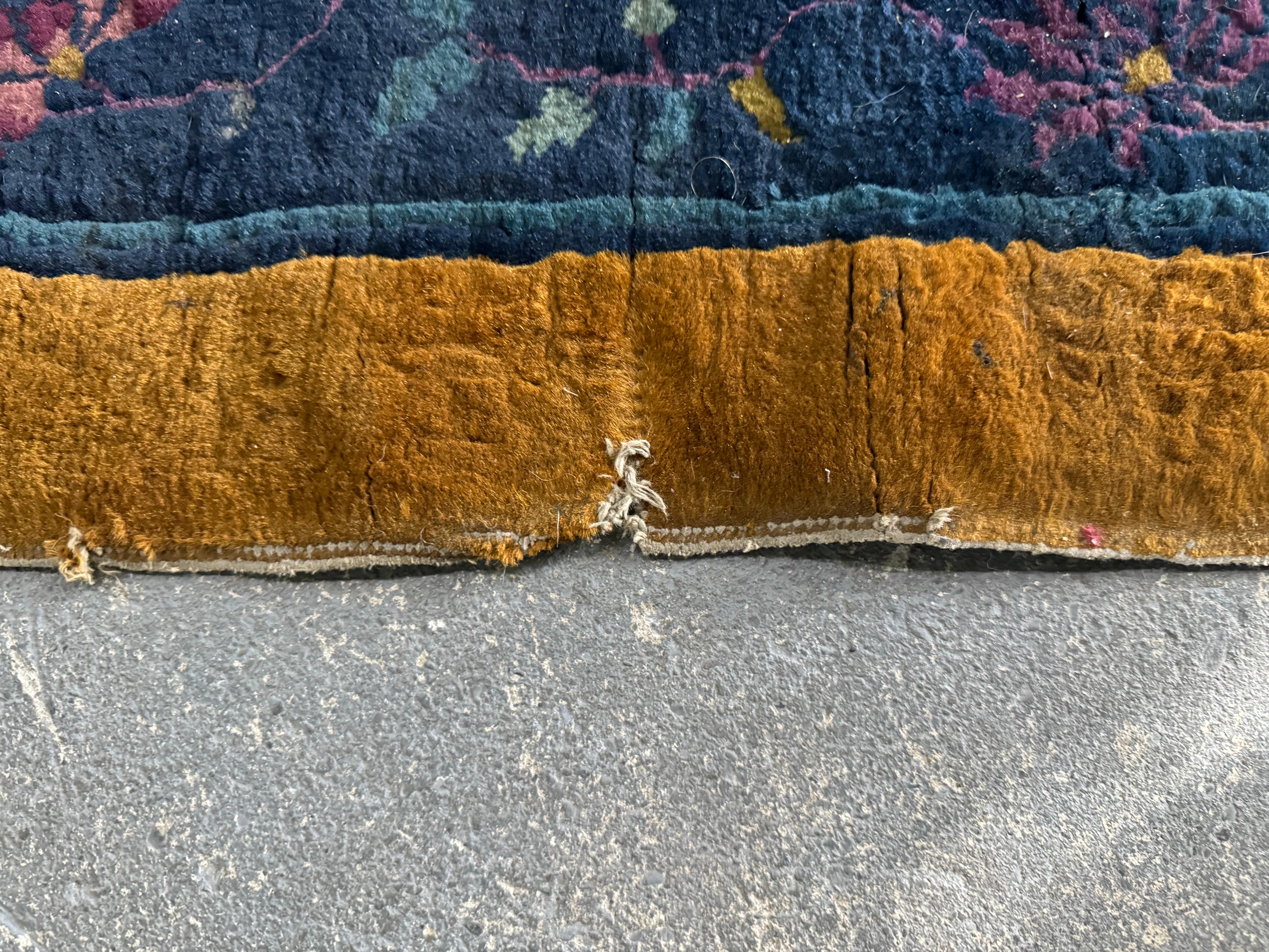 Alfombra antigua china Art Decó, de Walter Nichols. naranja dorado/azul 8