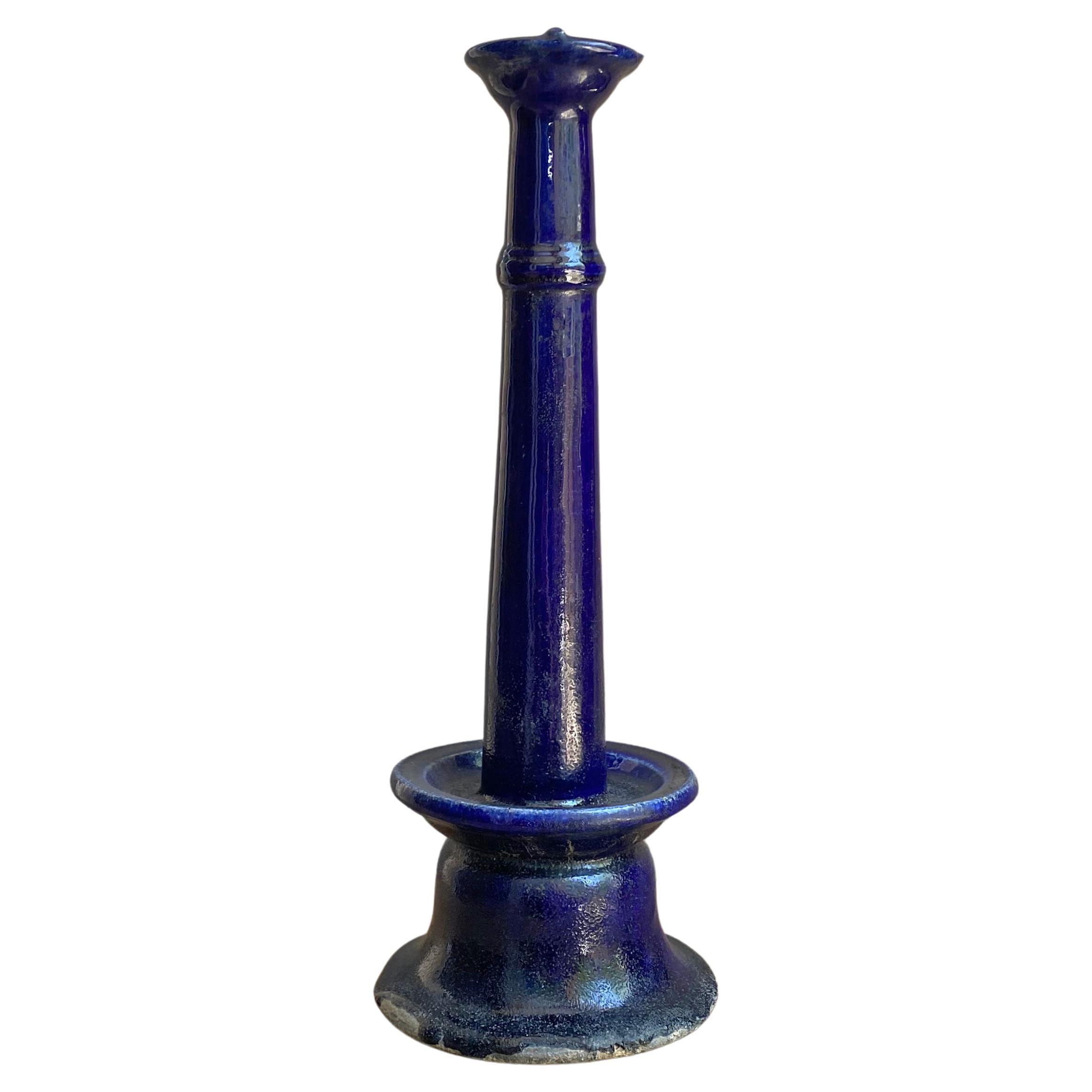 Lampe à huile en céramique chinoise du début du XXe siècle avec glaçure bleue