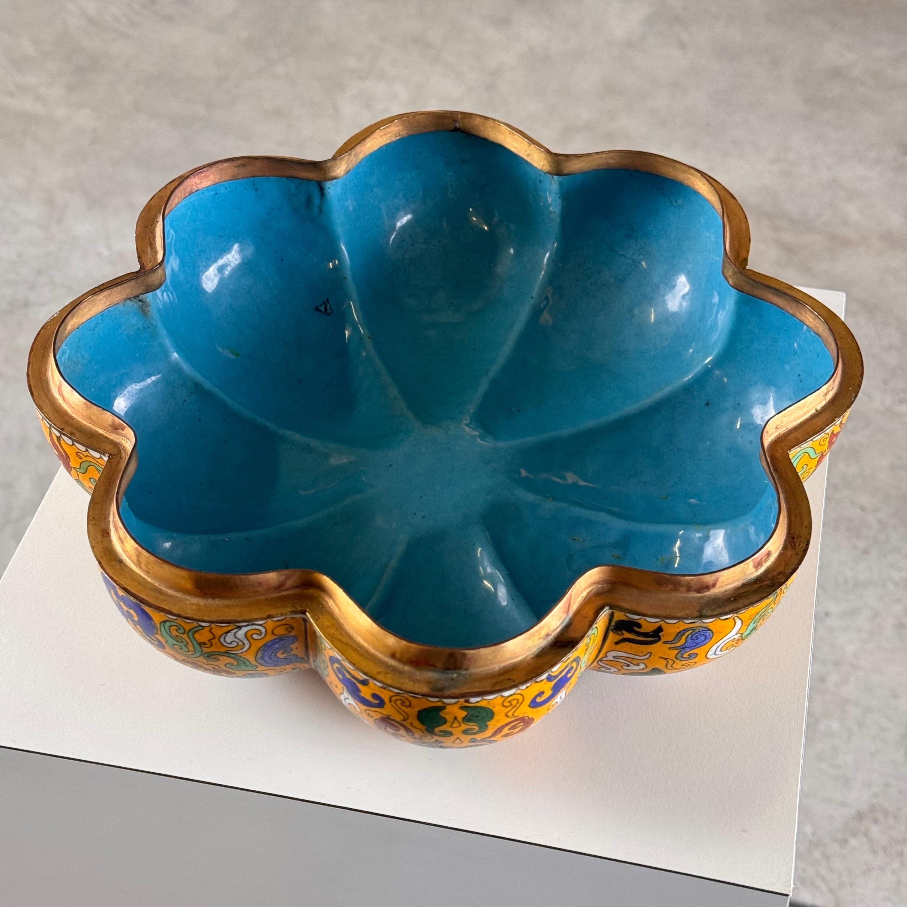 Large Early 20th-Century Chinese Cloisonné Pumpkin Box/Centerpiece, 1910s 4