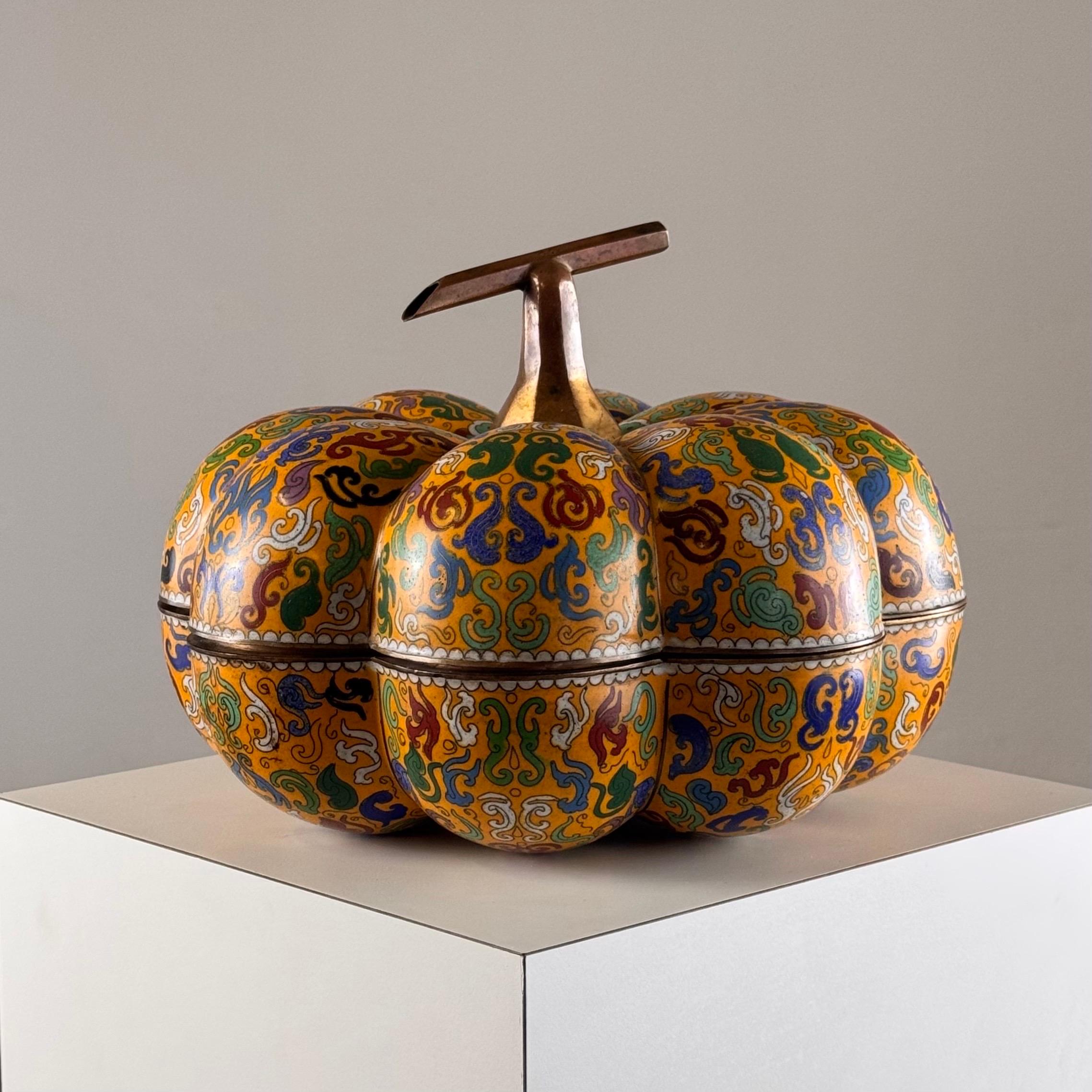 Chinoiserie Large Early 20th-Century Chinese Cloisonné Pumpkin Box/Centerpiece, 1910s