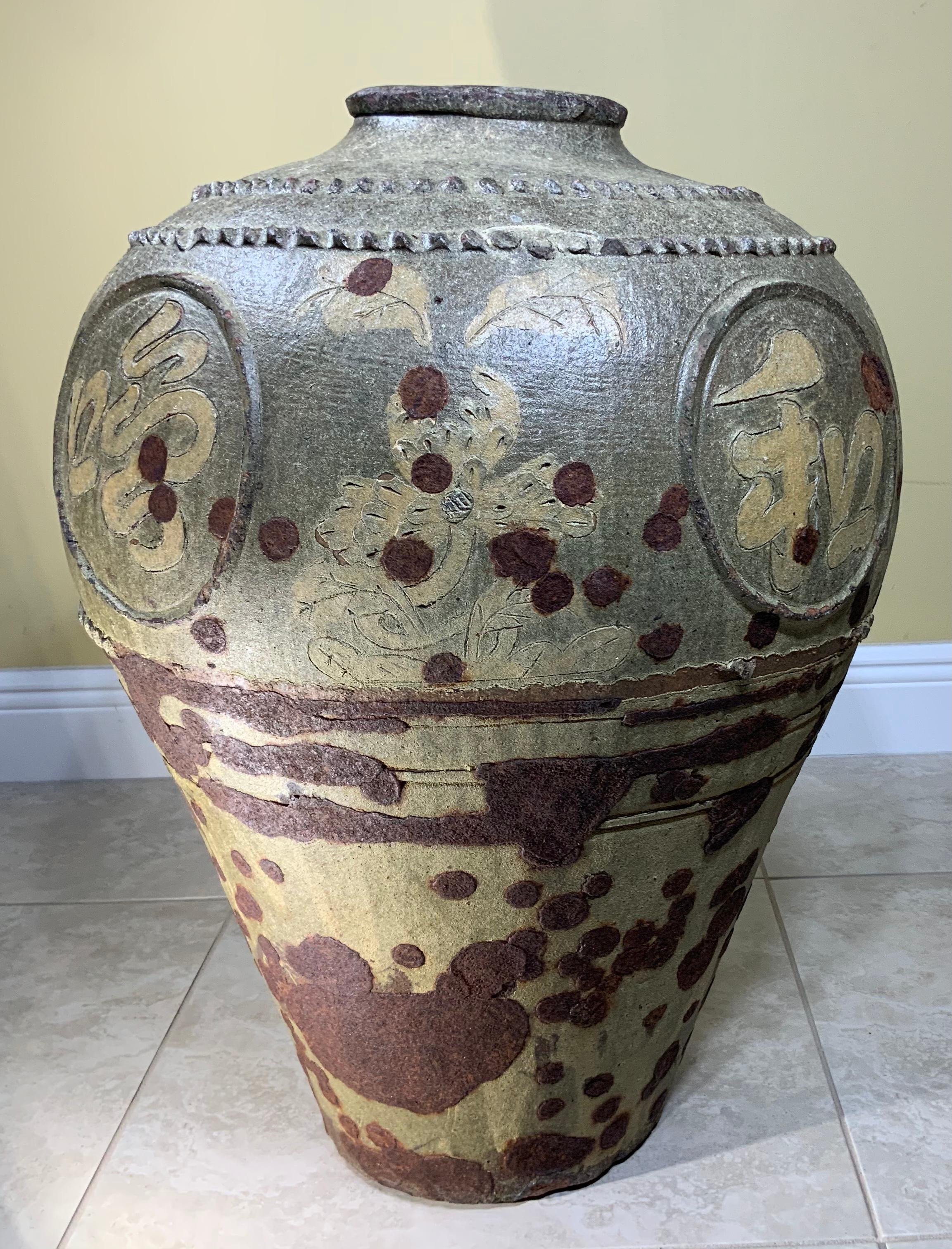 Large Early 20th Century Chinese Terracotta Jar For Sale 9
