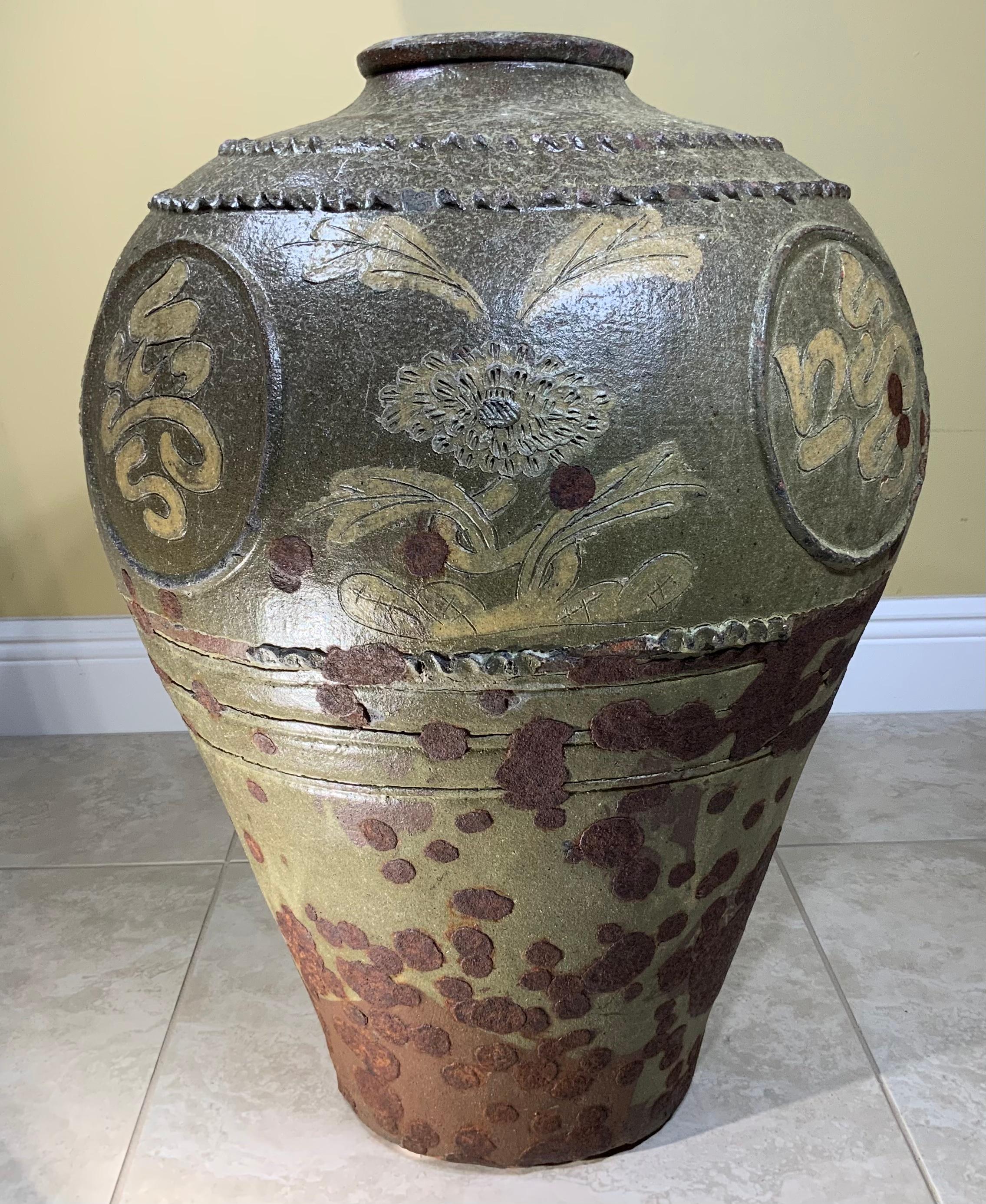 Large Early 20th Century Chinese Terracotta Jar For Sale 16