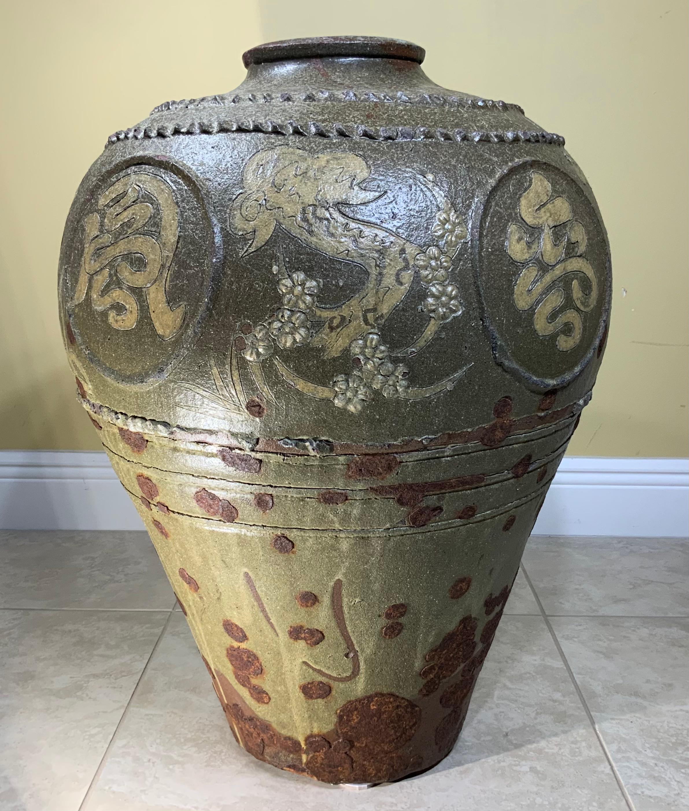 Large Early 20th Century Chinese Terracotta Jar For Sale 1