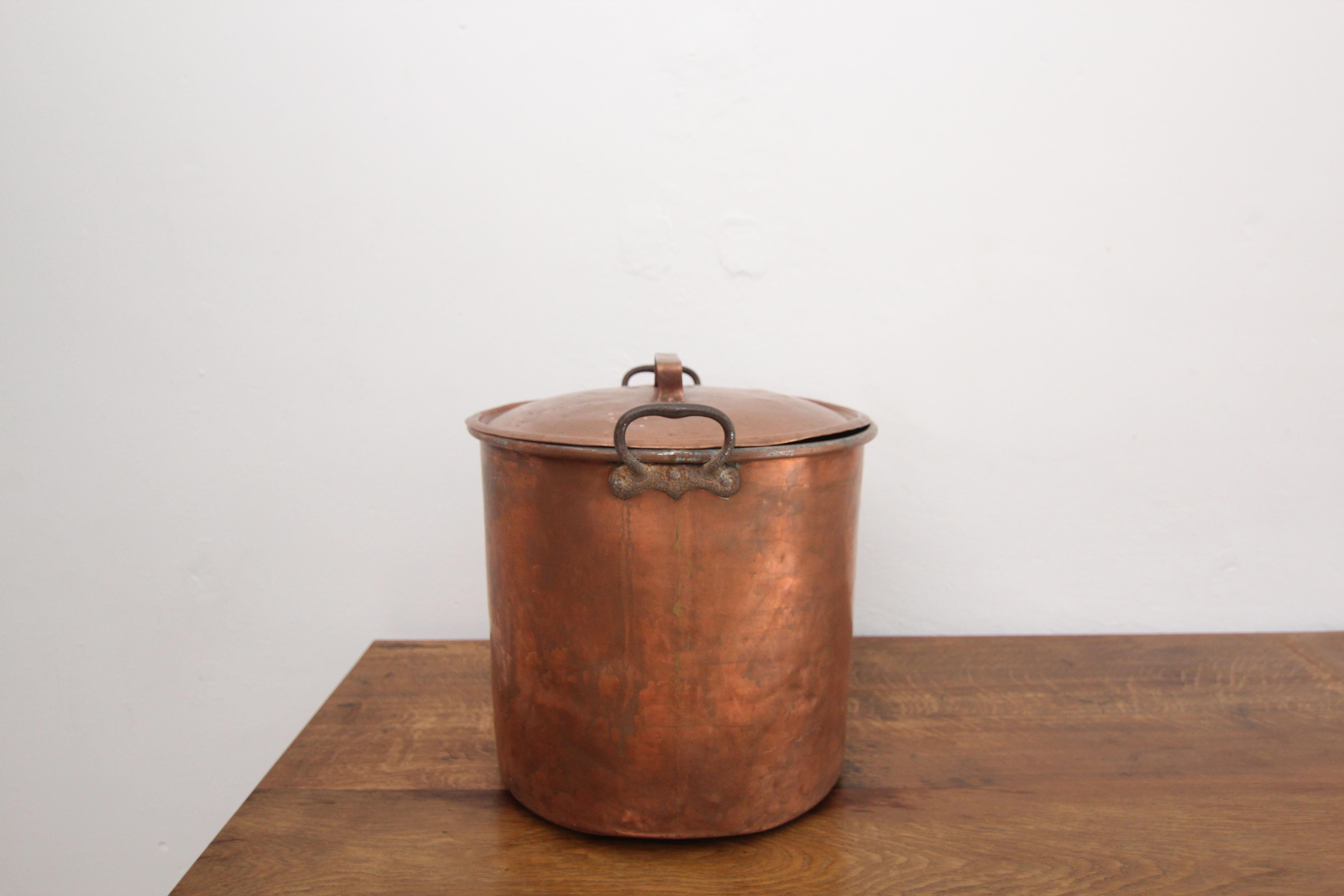 Large Early 20th Century Copper Pot with Lid 7