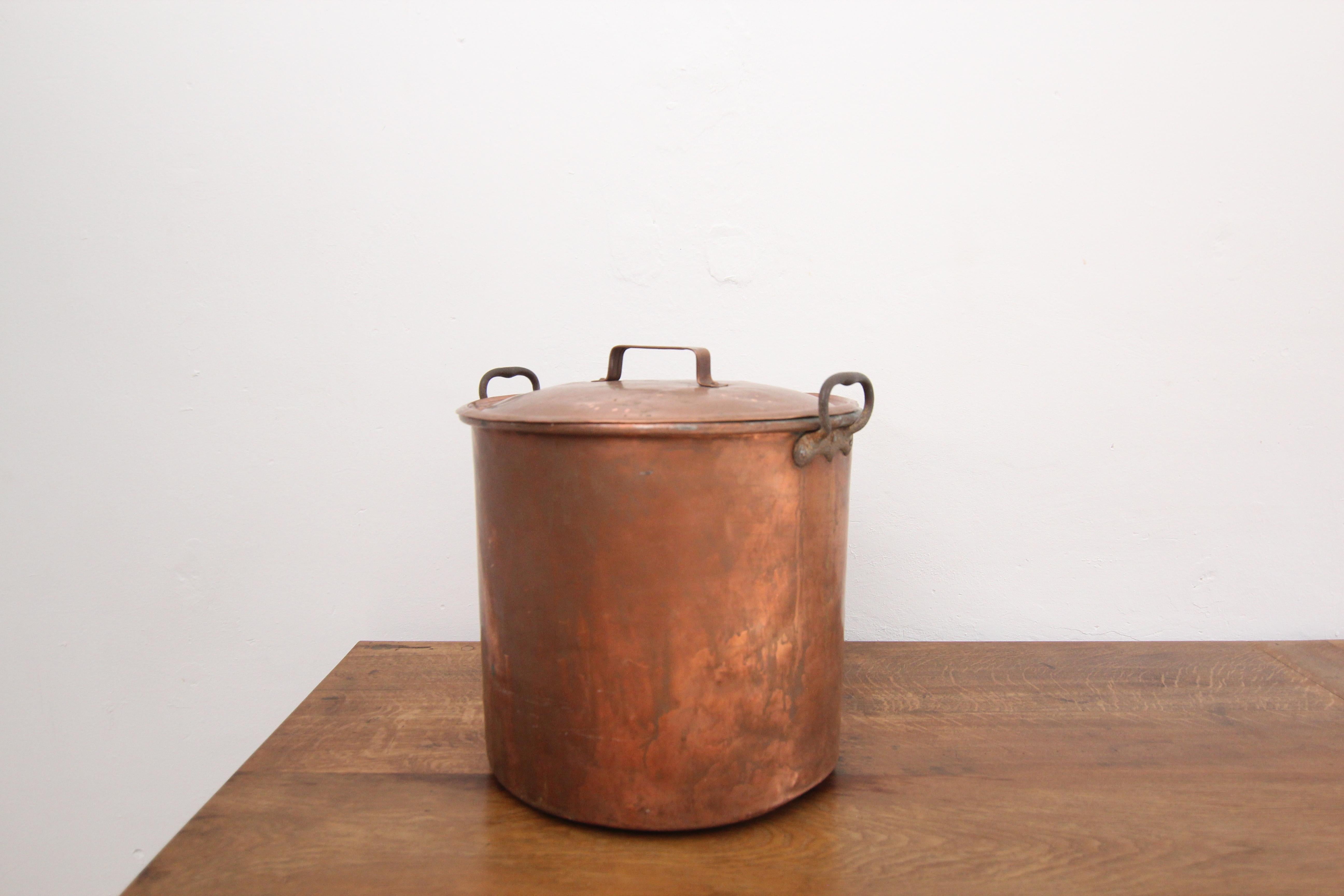 Large Early 20th Century Copper Pot with Lid 9
