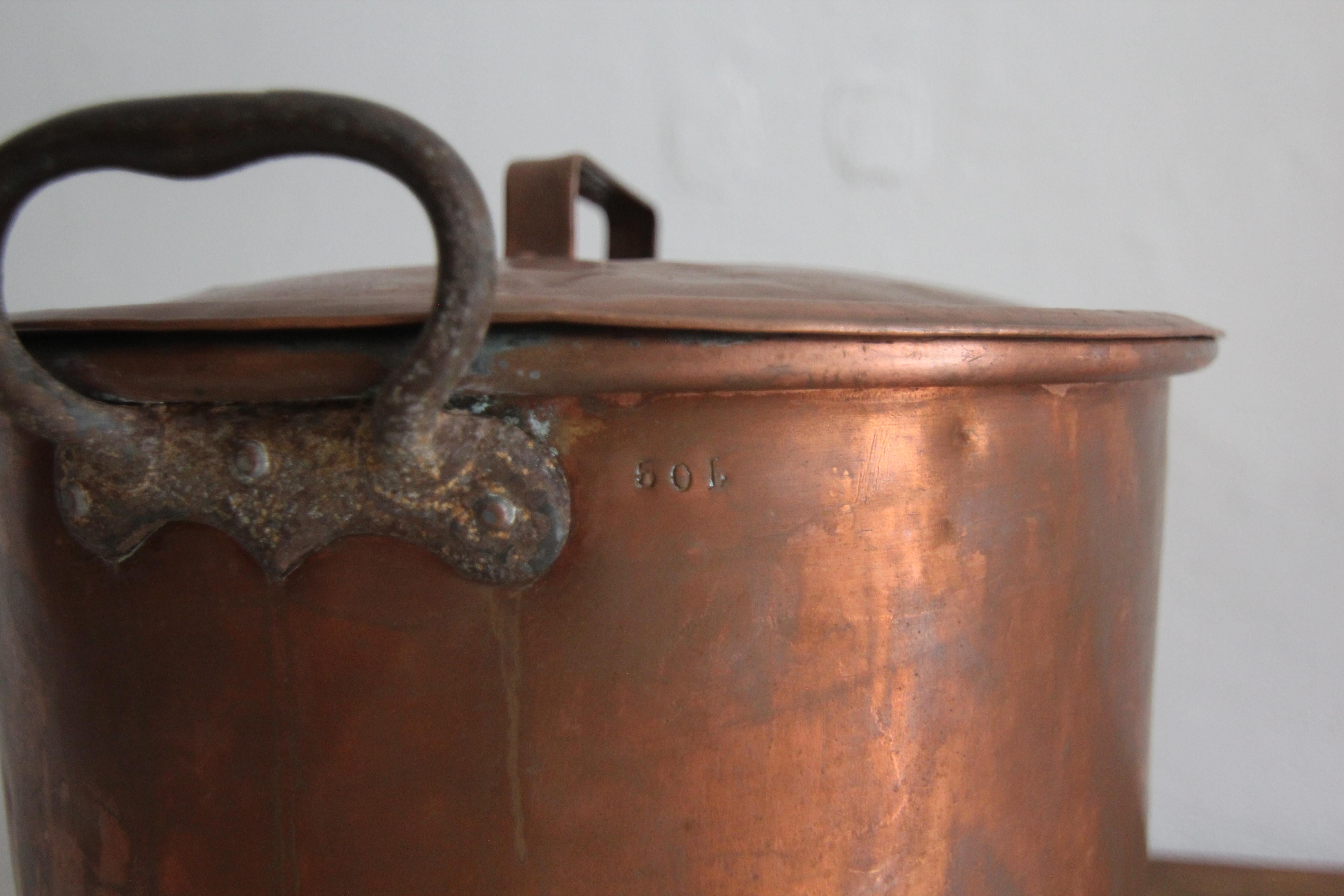 Large Early 20th Century Copper Pot with Lid 16