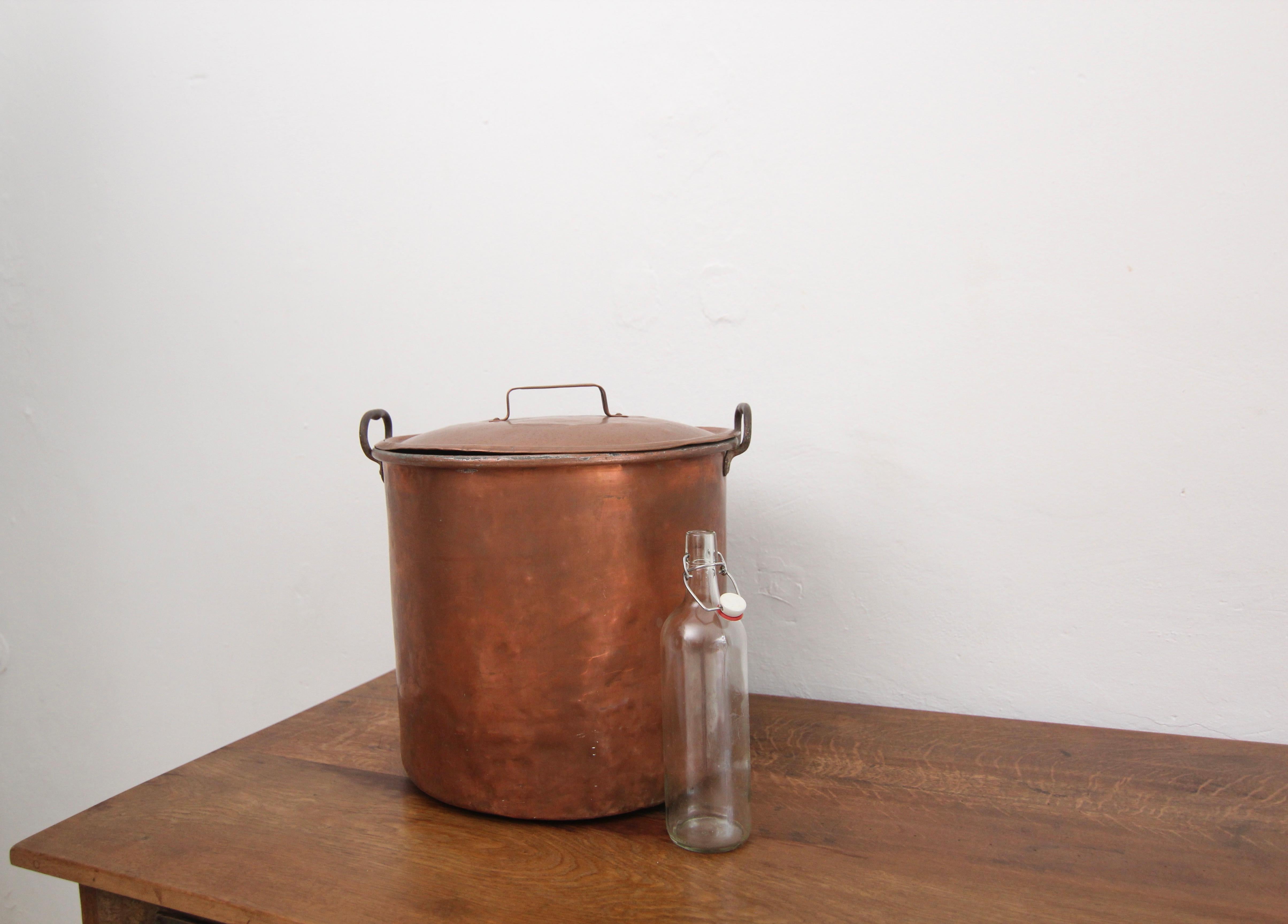 Large Early 20th Century Copper Pot with Lid 1