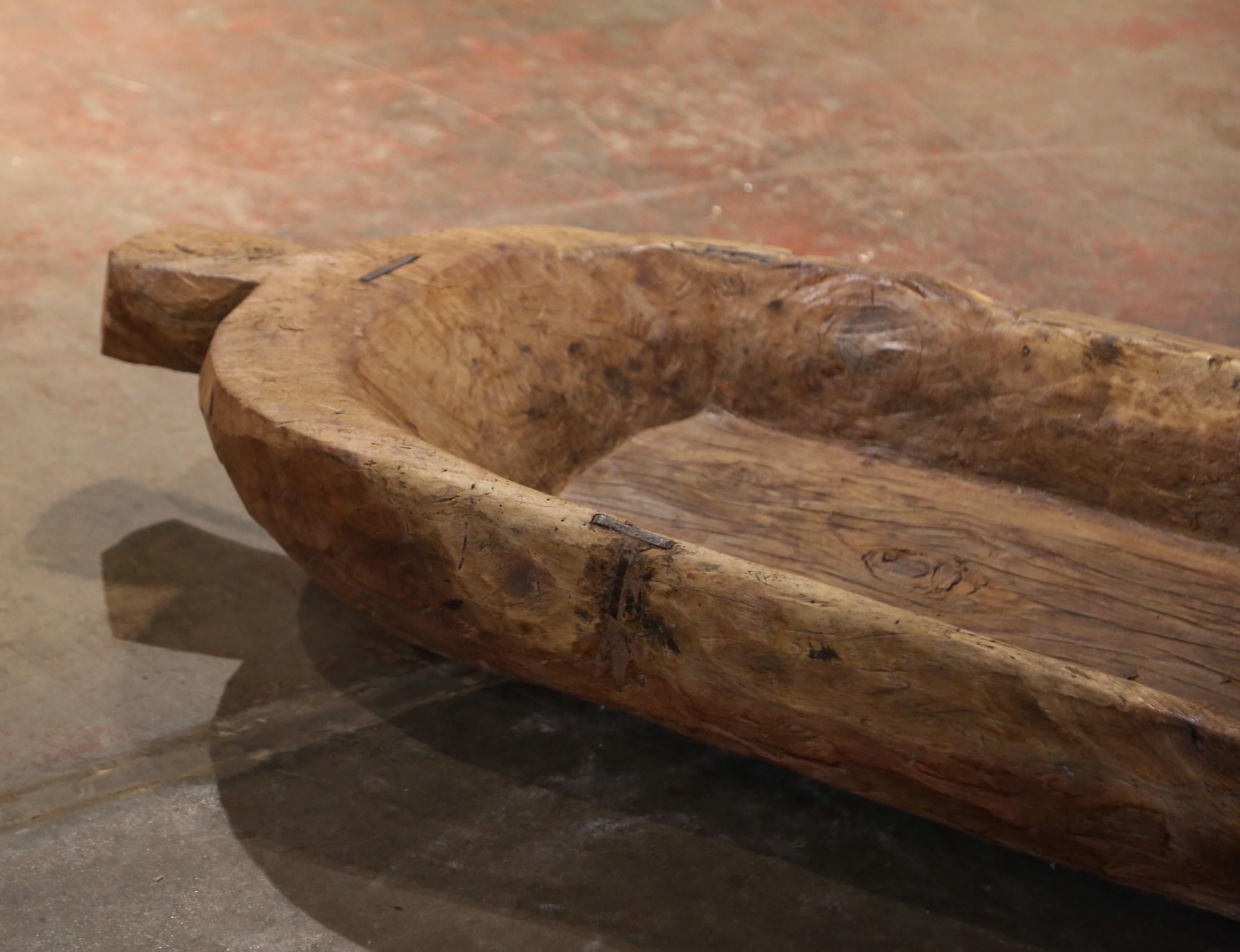 Country Large Early 20th Century English Hand Carved Elm Dough Bowl For Sale