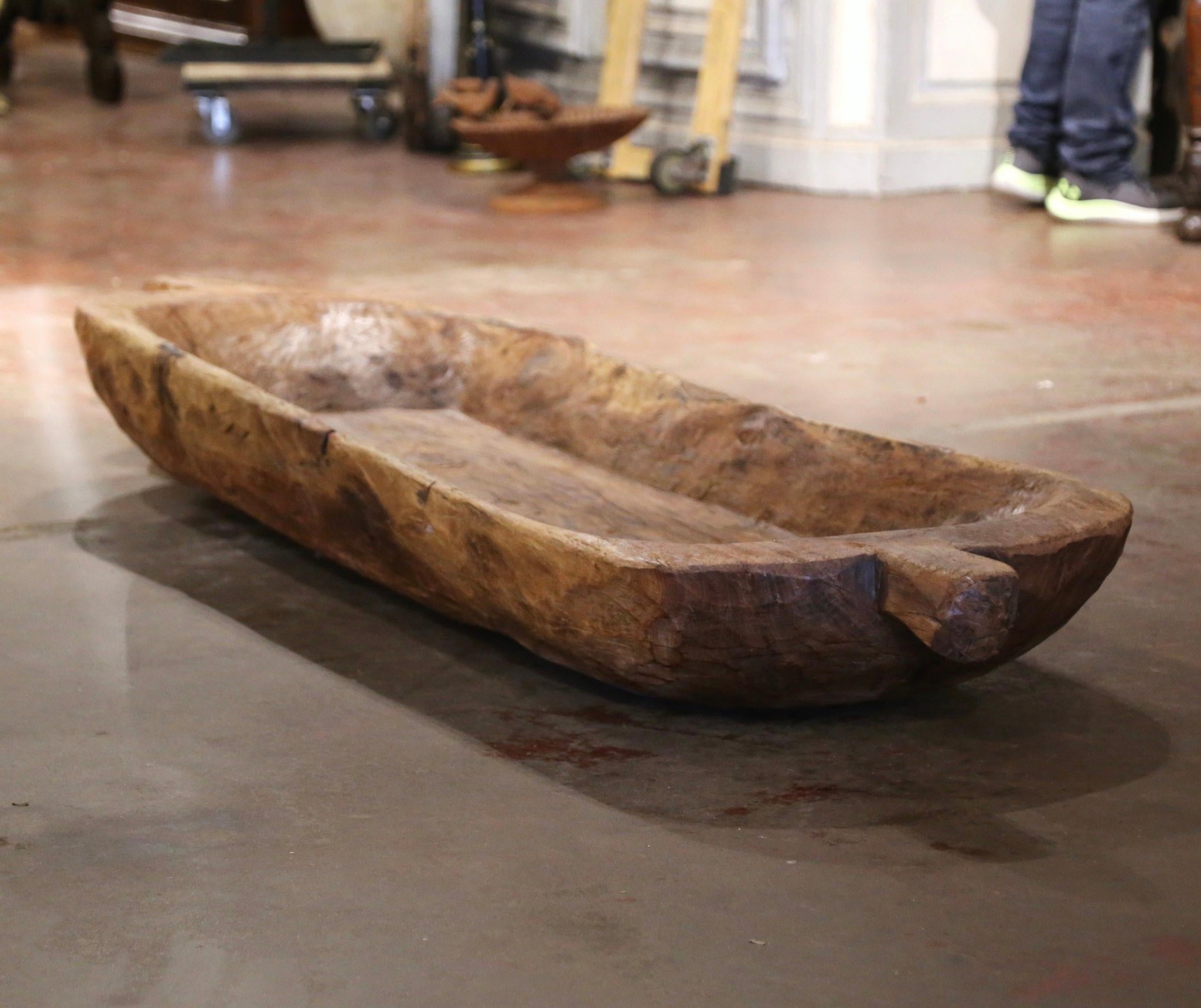 Large Early 20th Century English Hand Carved Elm Dough Bowl For Sale 3