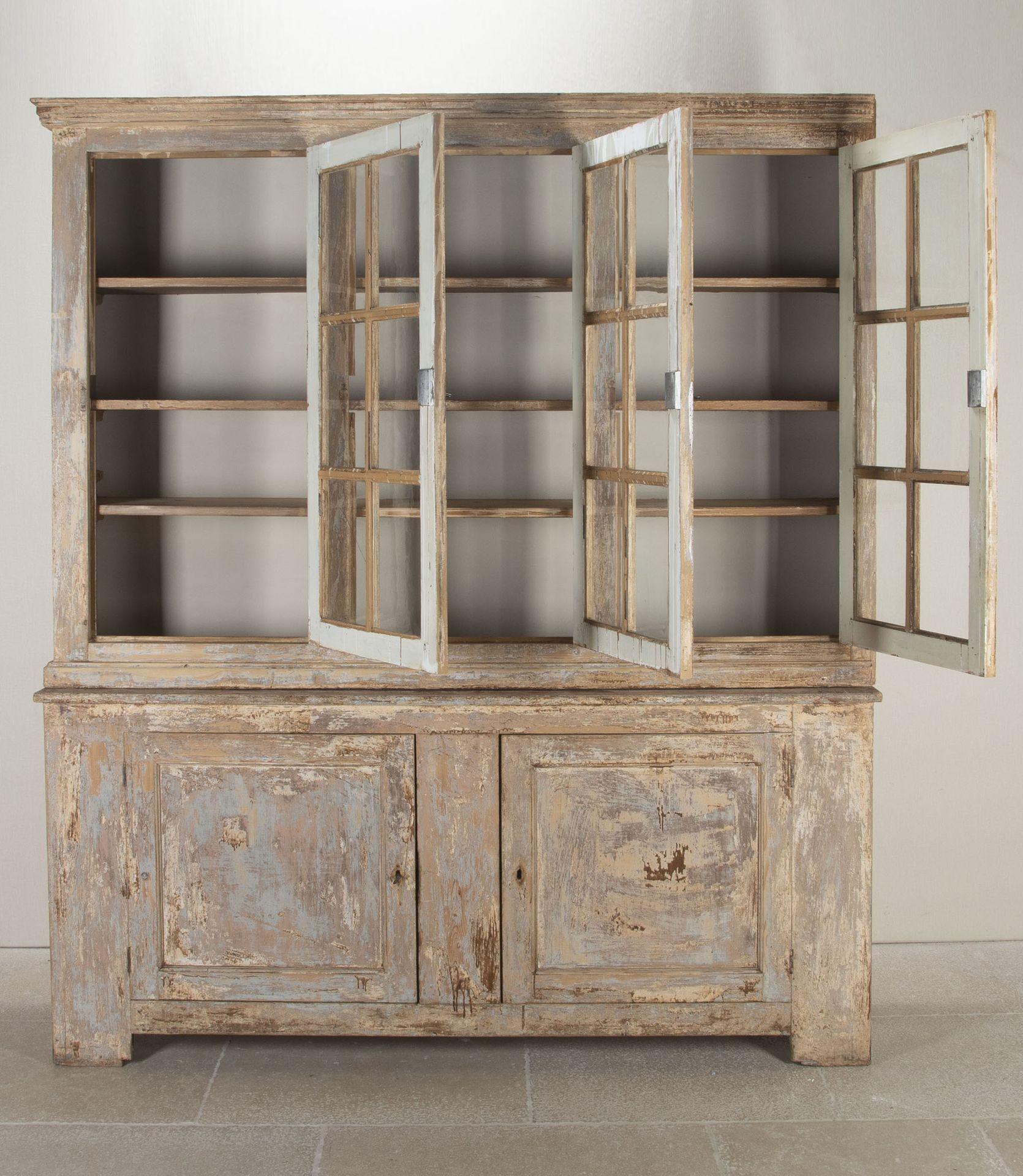 Large Early 20th Century French Glazed Buffet a Deux Corps In Good Condition For Sale In Gloucestershire, GB