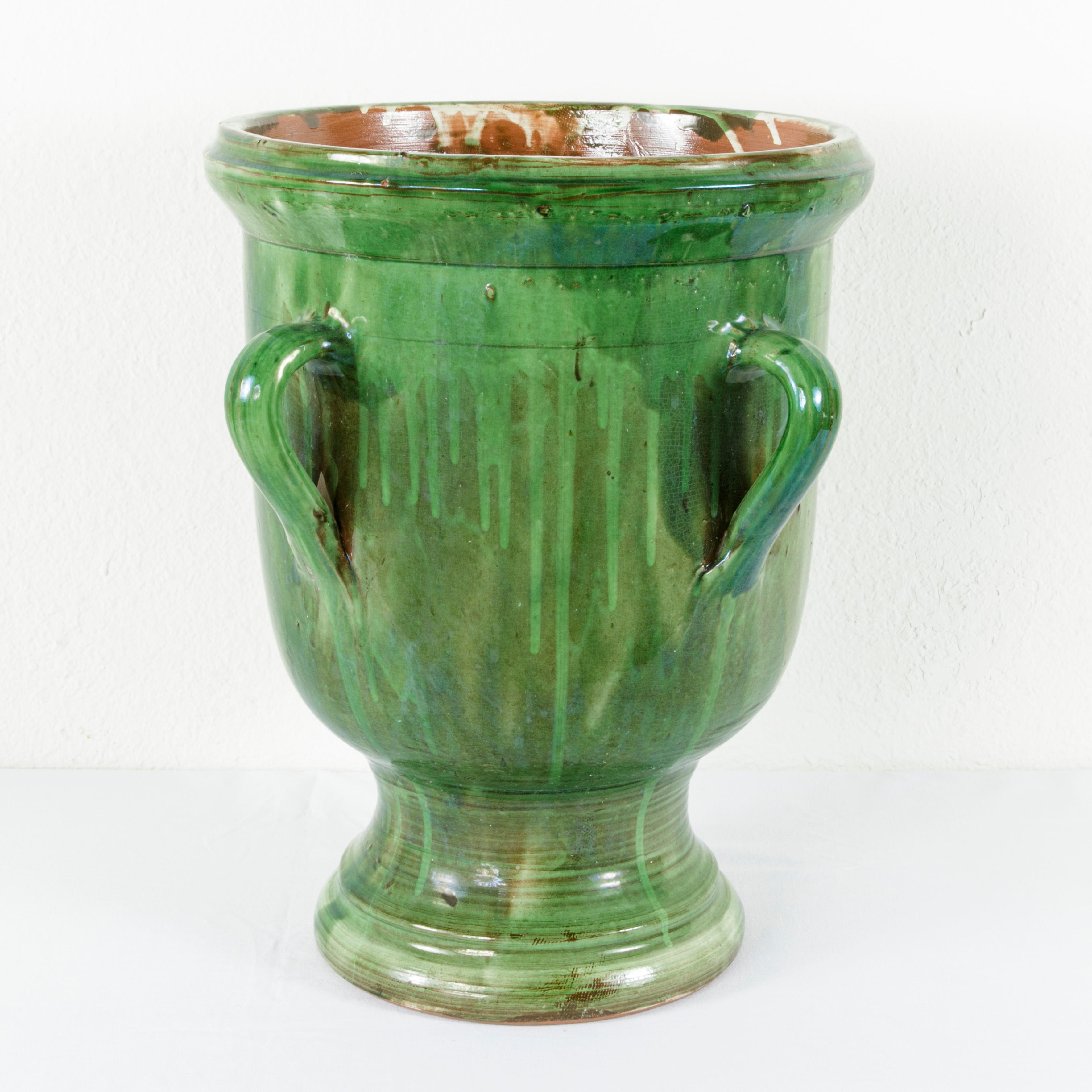 Large Early 20th Century French Green Faience Urn with Handles from Provence In Good Condition In Fayetteville, AR