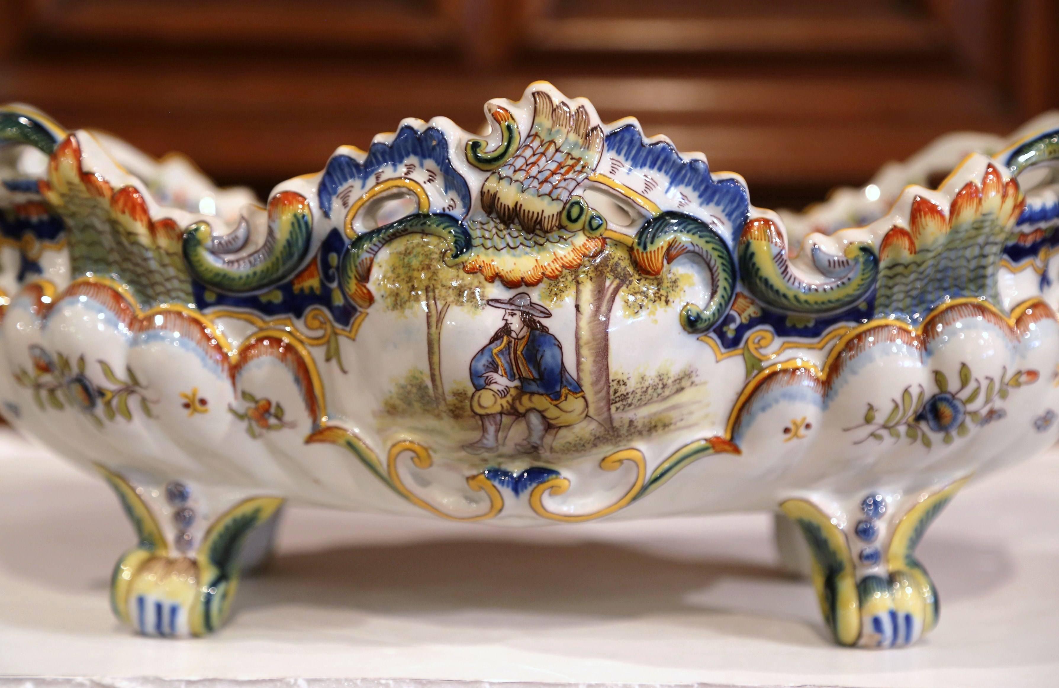 Early 20th Century French Hand Painted Faience Jardinière from Normandy In Excellent Condition For Sale In Dallas, TX