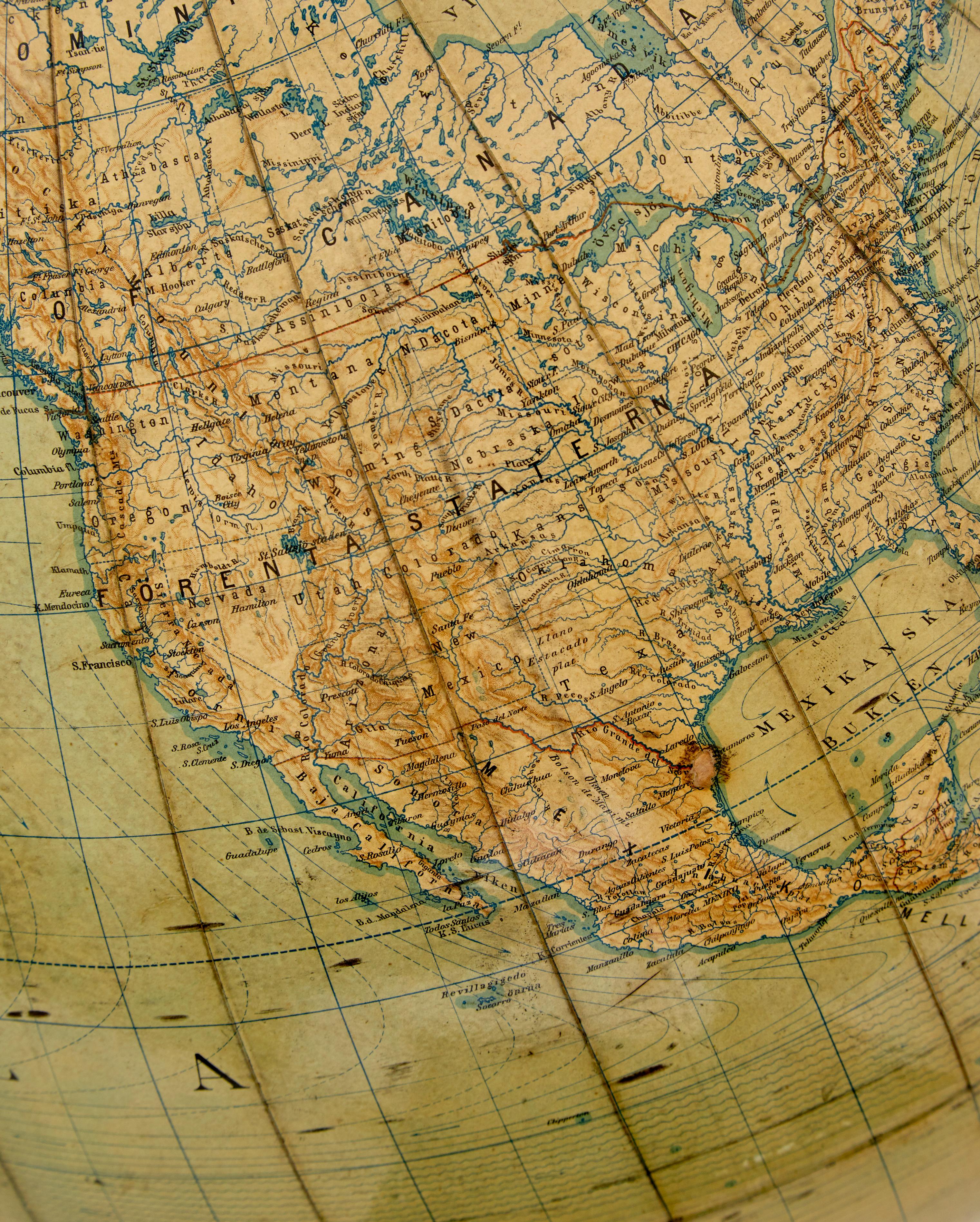 Large early 20th century globe on stand by Jordglob 1