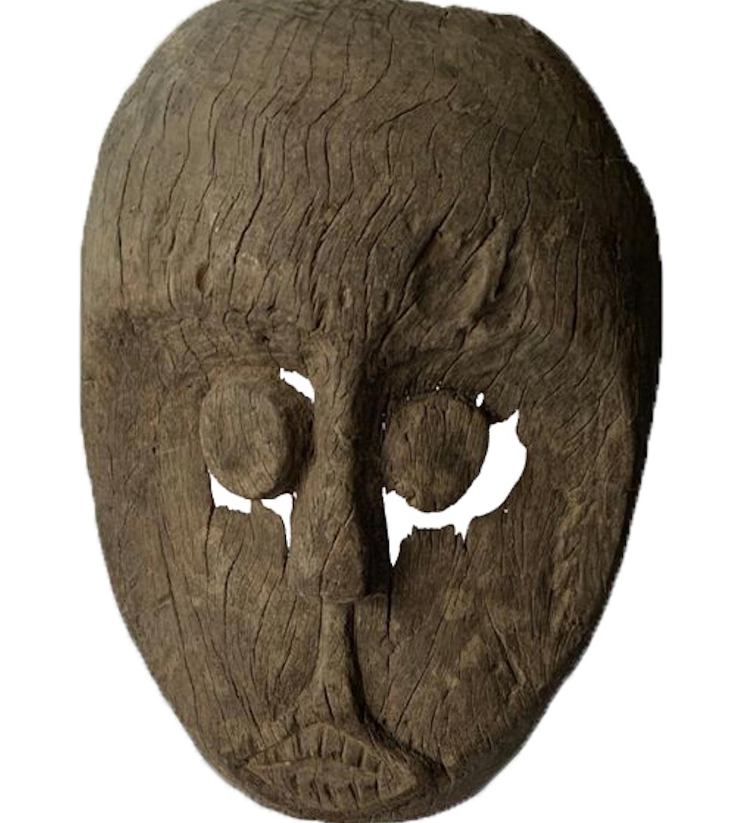 Handgeschnitzte Holzmaske der Borneo-Tagak-Dynastie, Indonesien, um 1900 (Indonesisch) im Angebot