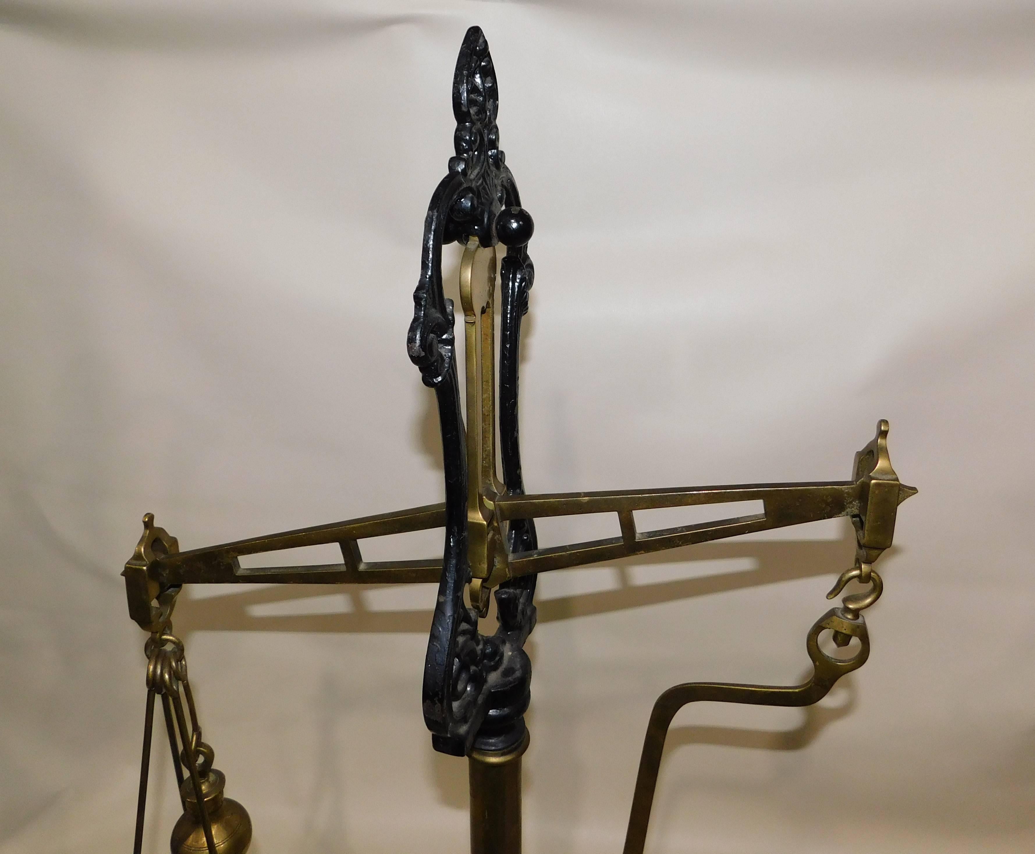 Large Early 20th Century King Edward vii W & T Avery Beam Scale For Sale 1