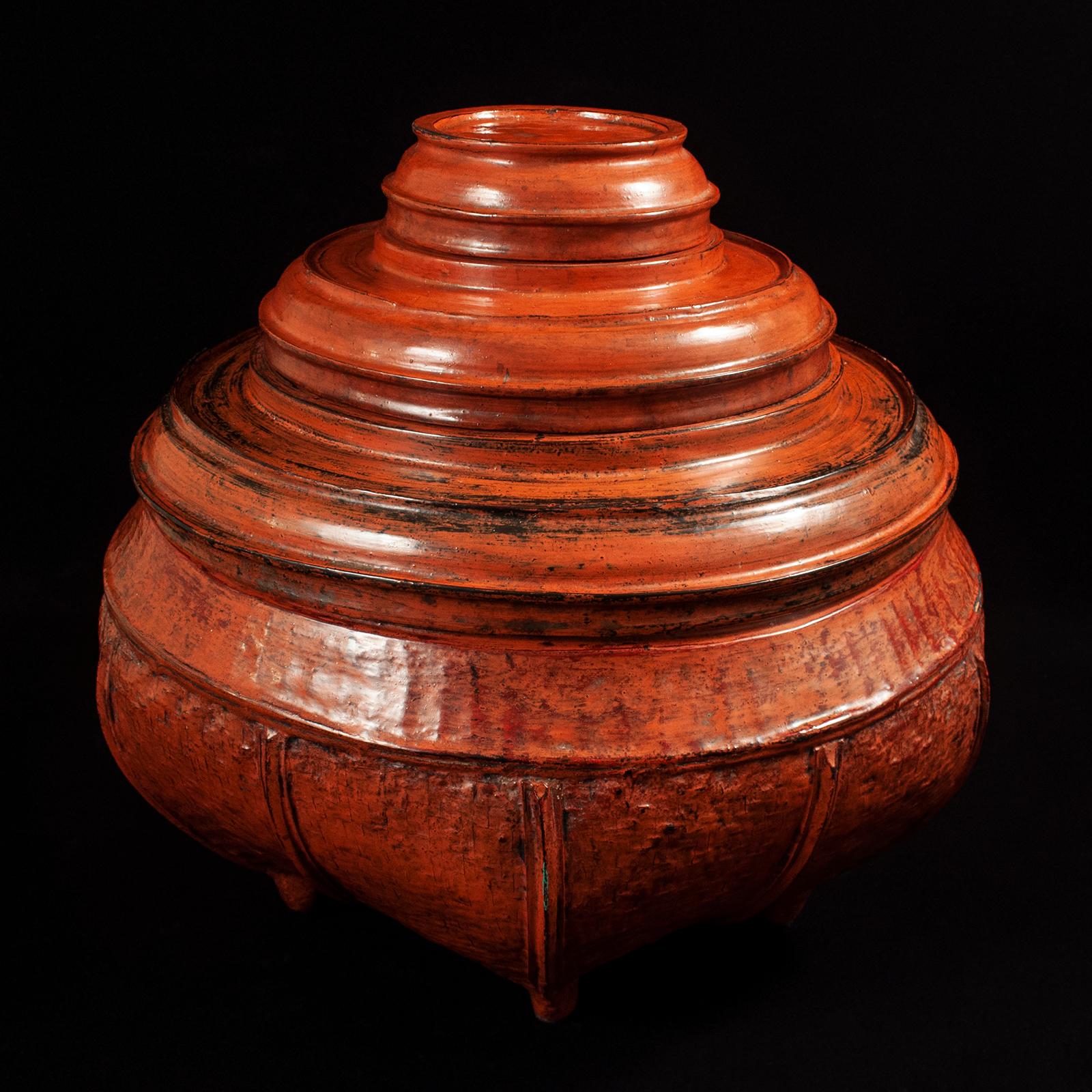 Large Early 20th Century Lacquer and Bamboo Offering Vessel, Burma In Good Condition In Point Richmond, CA