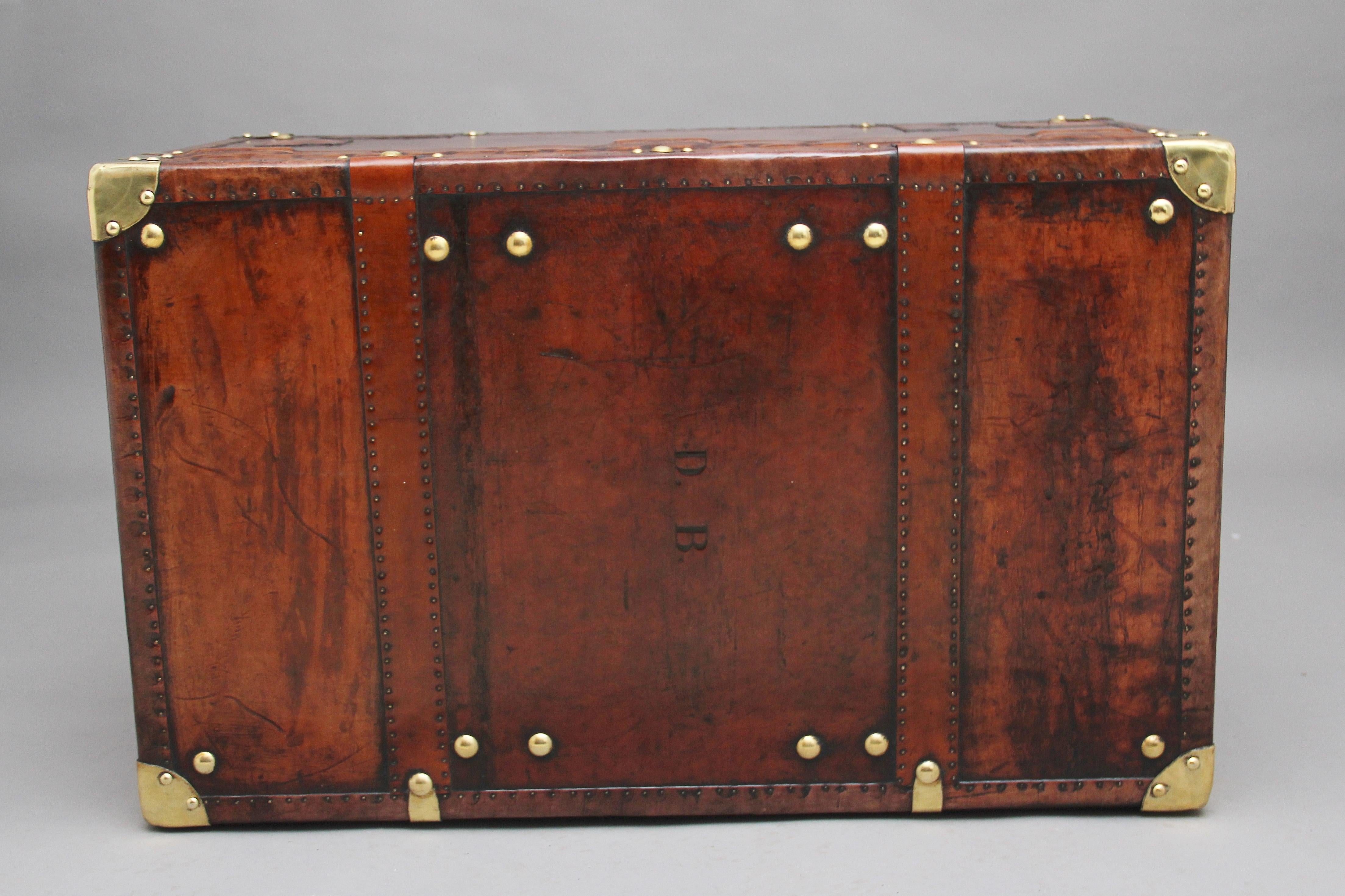 Large Early 20th Century Leather Bound Ex Army Trunk 2
