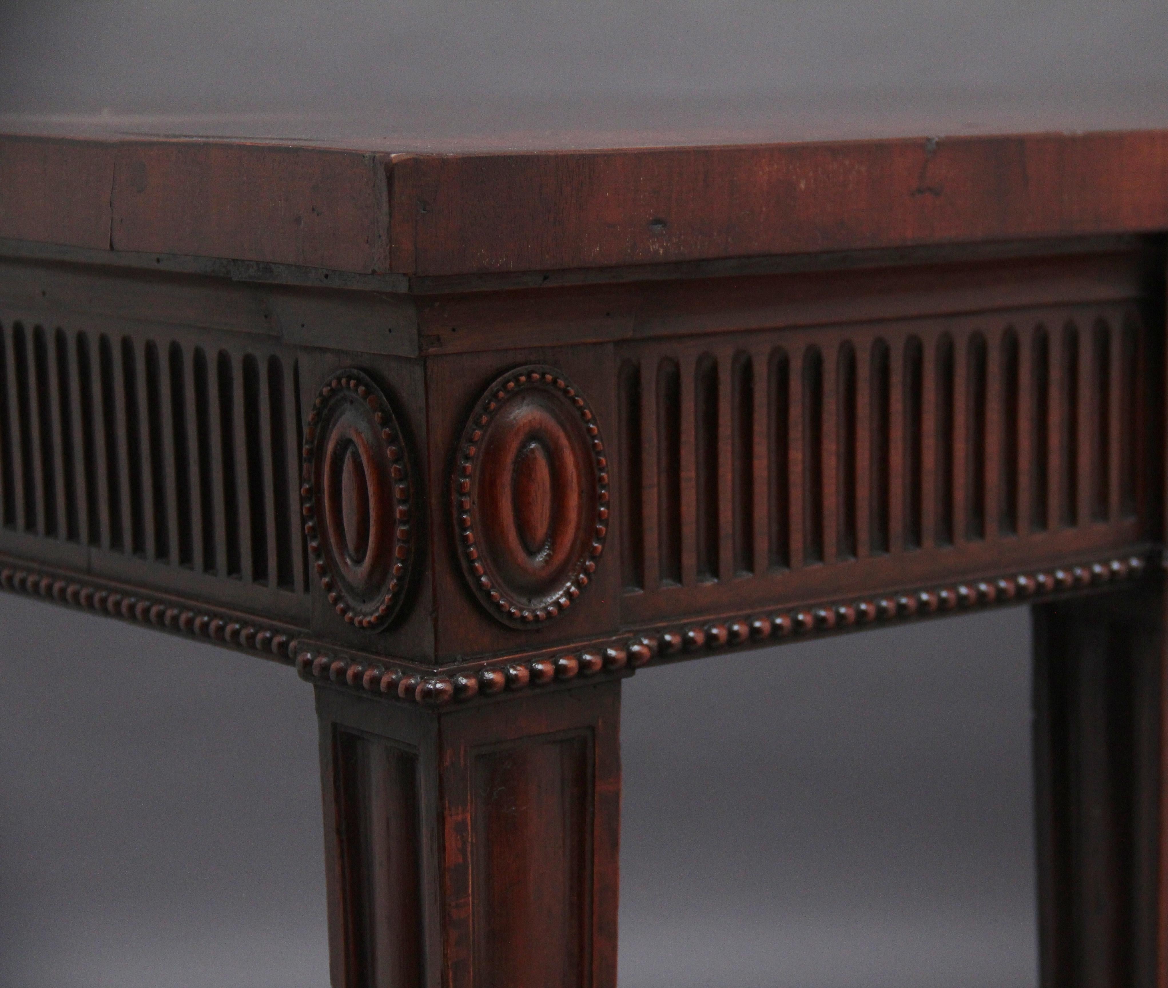 Large Early 20th Century Mahogany Serving Table For Sale 5