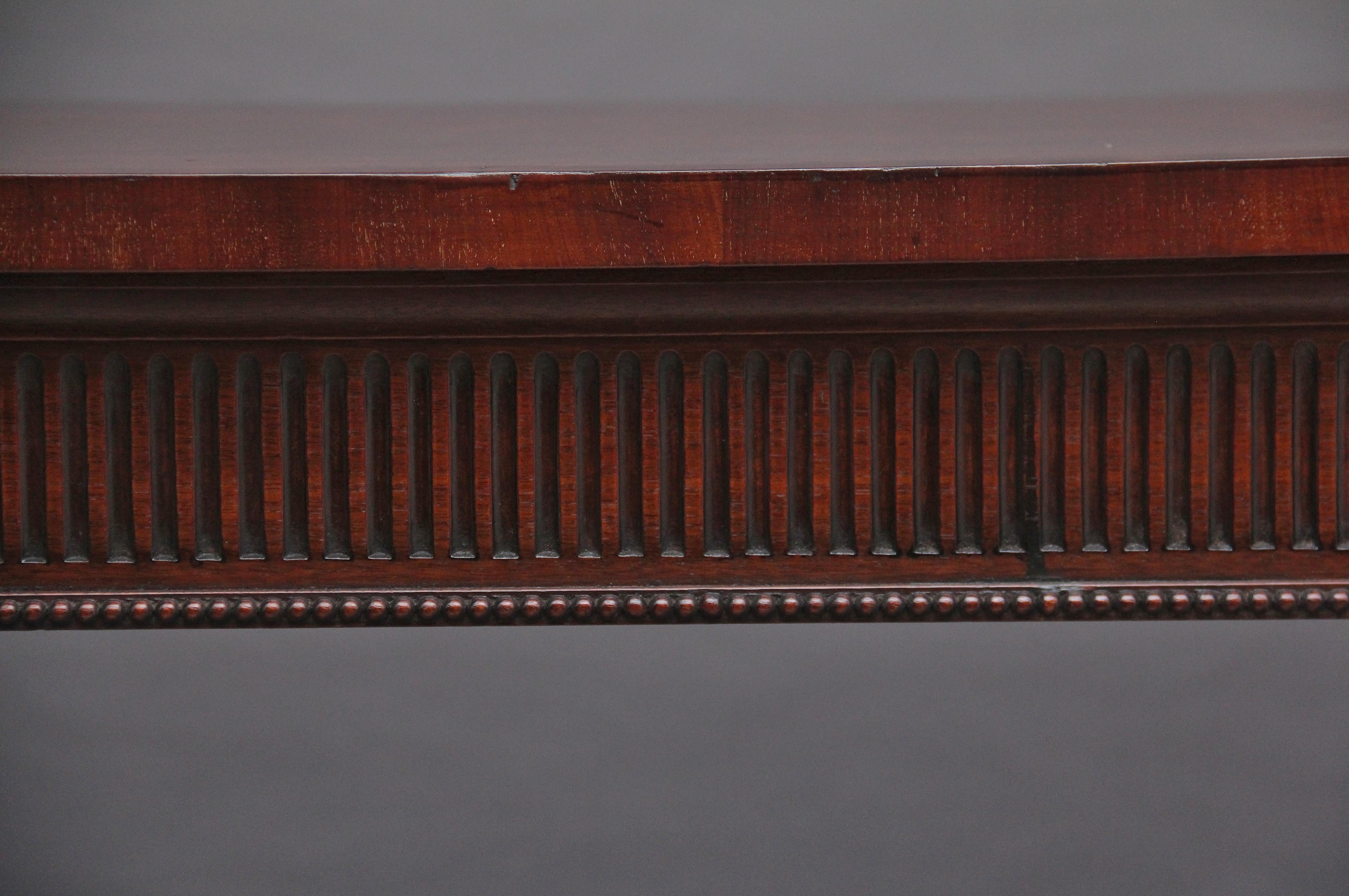 Large Early 20th Century Mahogany Serving Table For Sale 6