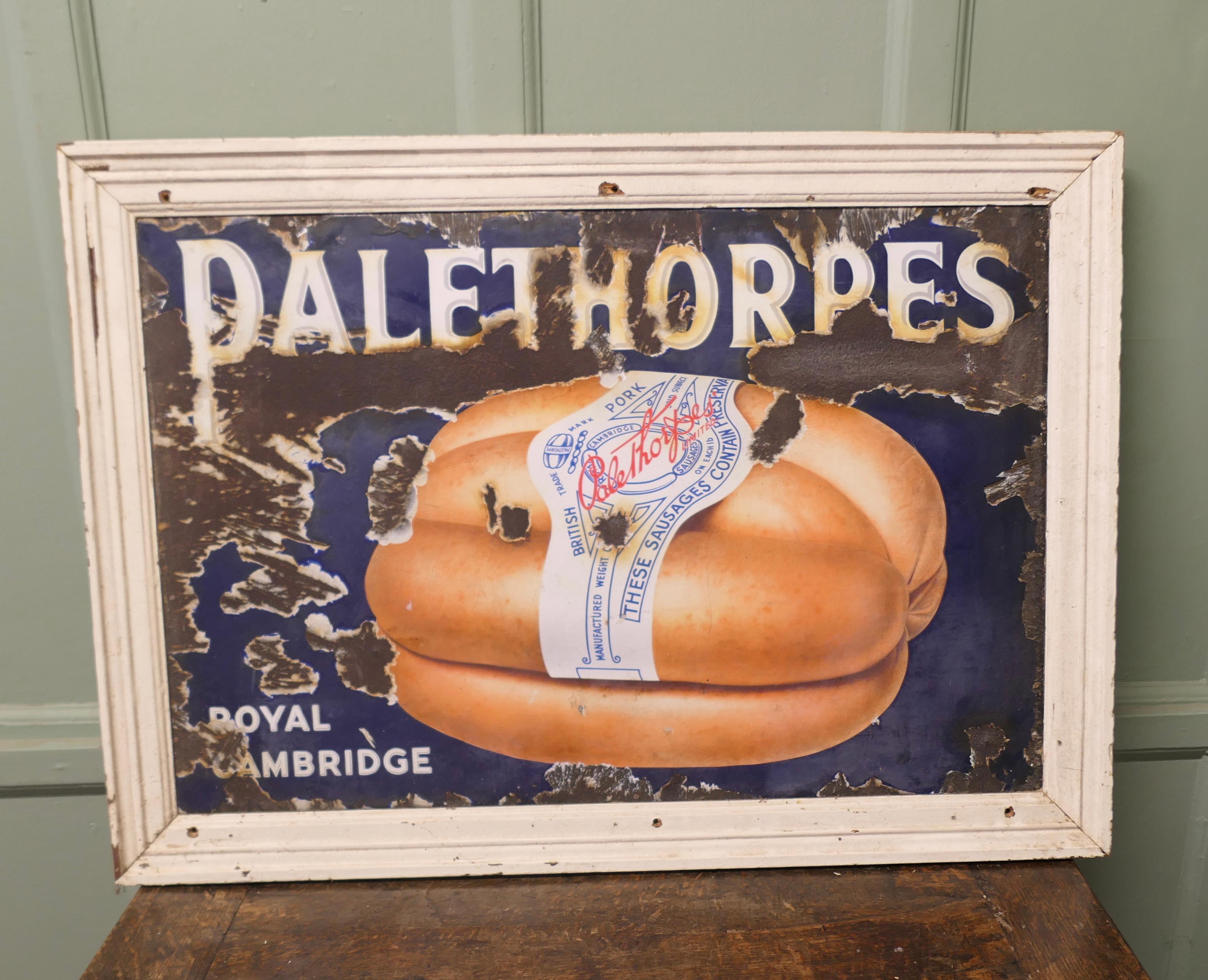 Grande enseigne de saucisse en émail picturale Palethorps du début du 20e siècle

Ancien panneau très rare avec une image appétissante de saucisses Palethorps Royal Cambridge 

L'enseigne est en céramique émaillée, elle est en état d'origine non