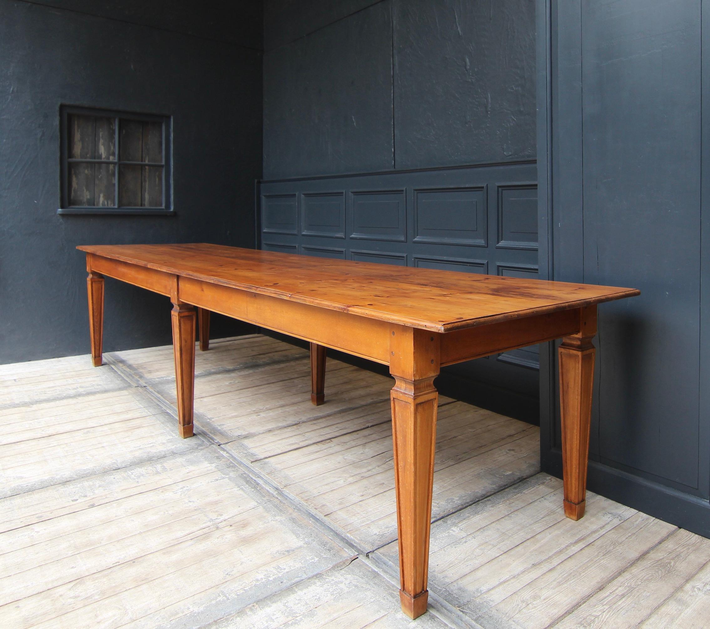 Large Early 20th Century Rectangular Louis XVI Style Table In Good Condition In Dusseldorf, DE