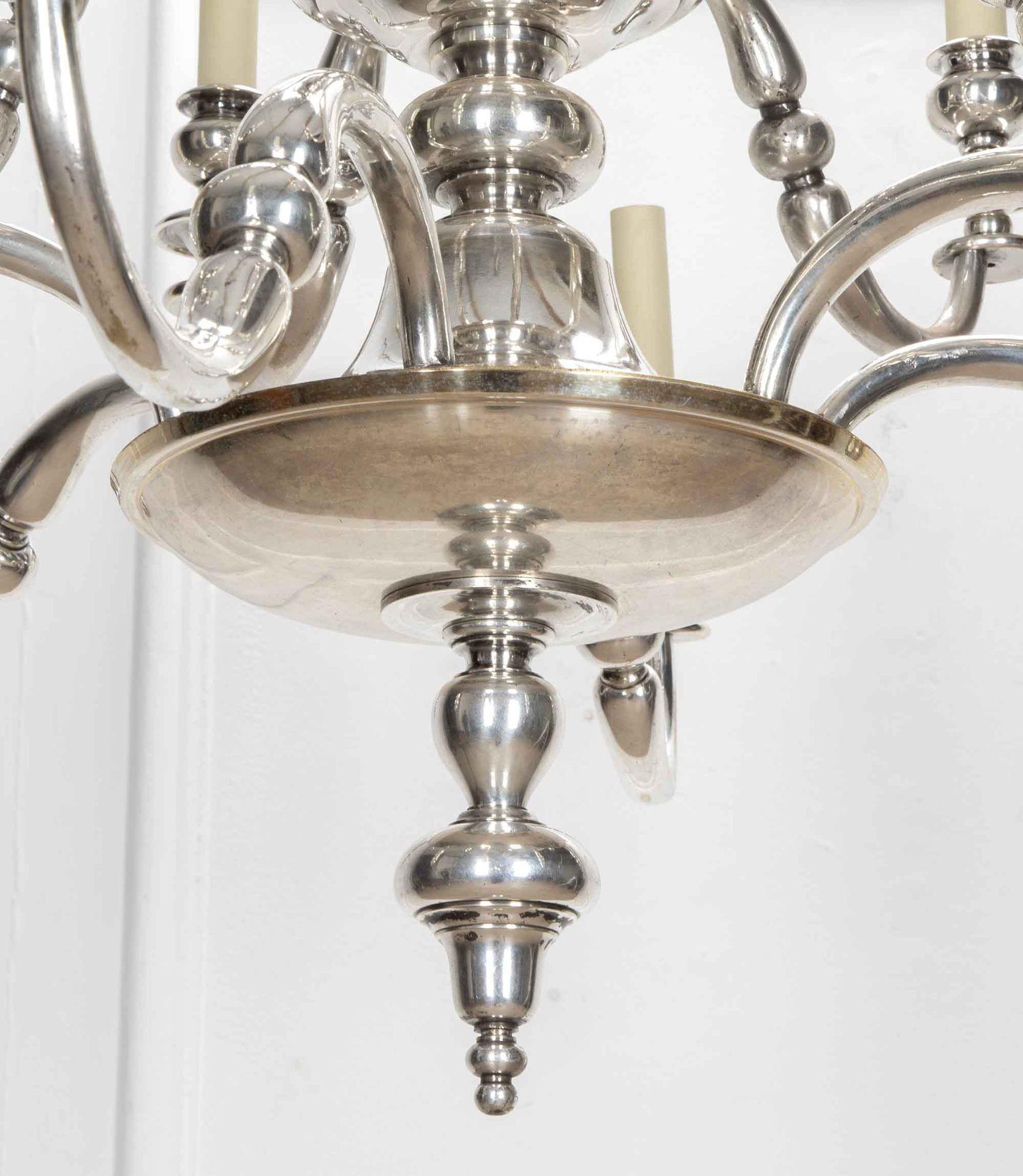 Plaqué argent Grand lustre en métal argenté du début du 20e siècle en vente