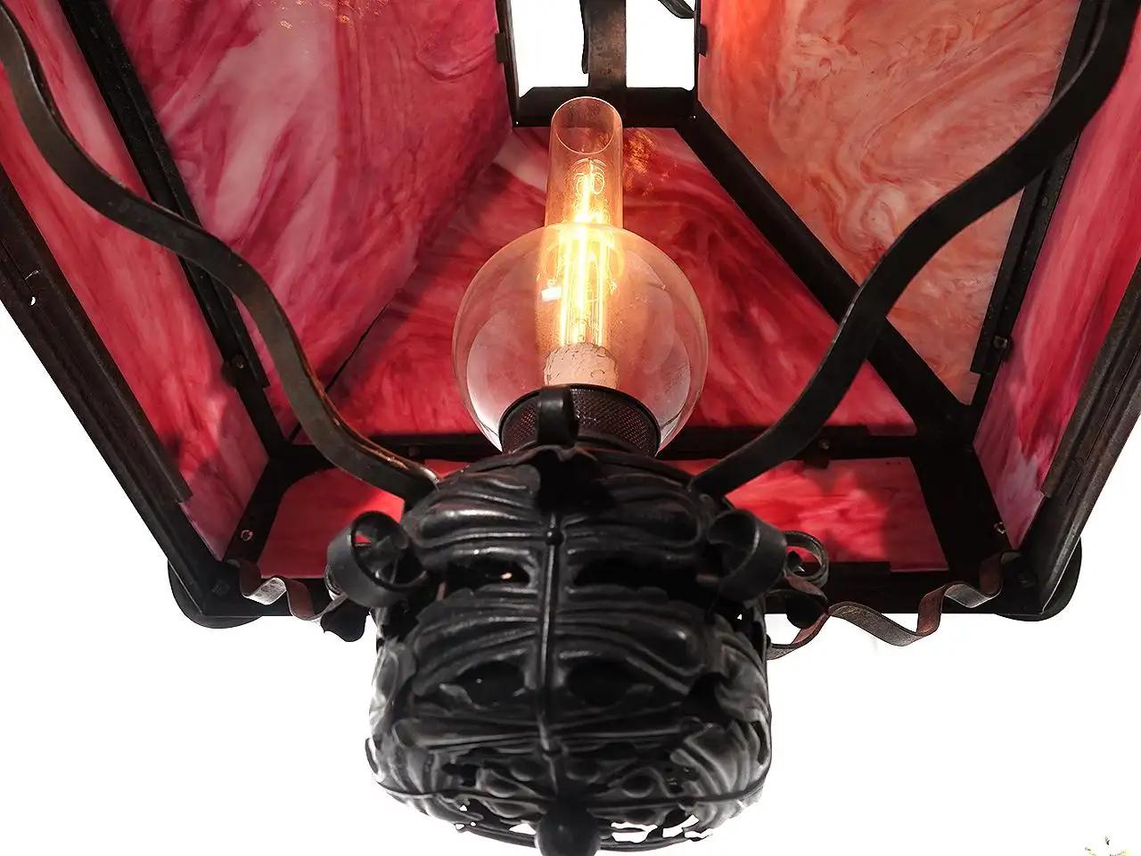 XIXe siècle Grande lampe à huile Arts and Crafts des débuts, électrifiée en vente