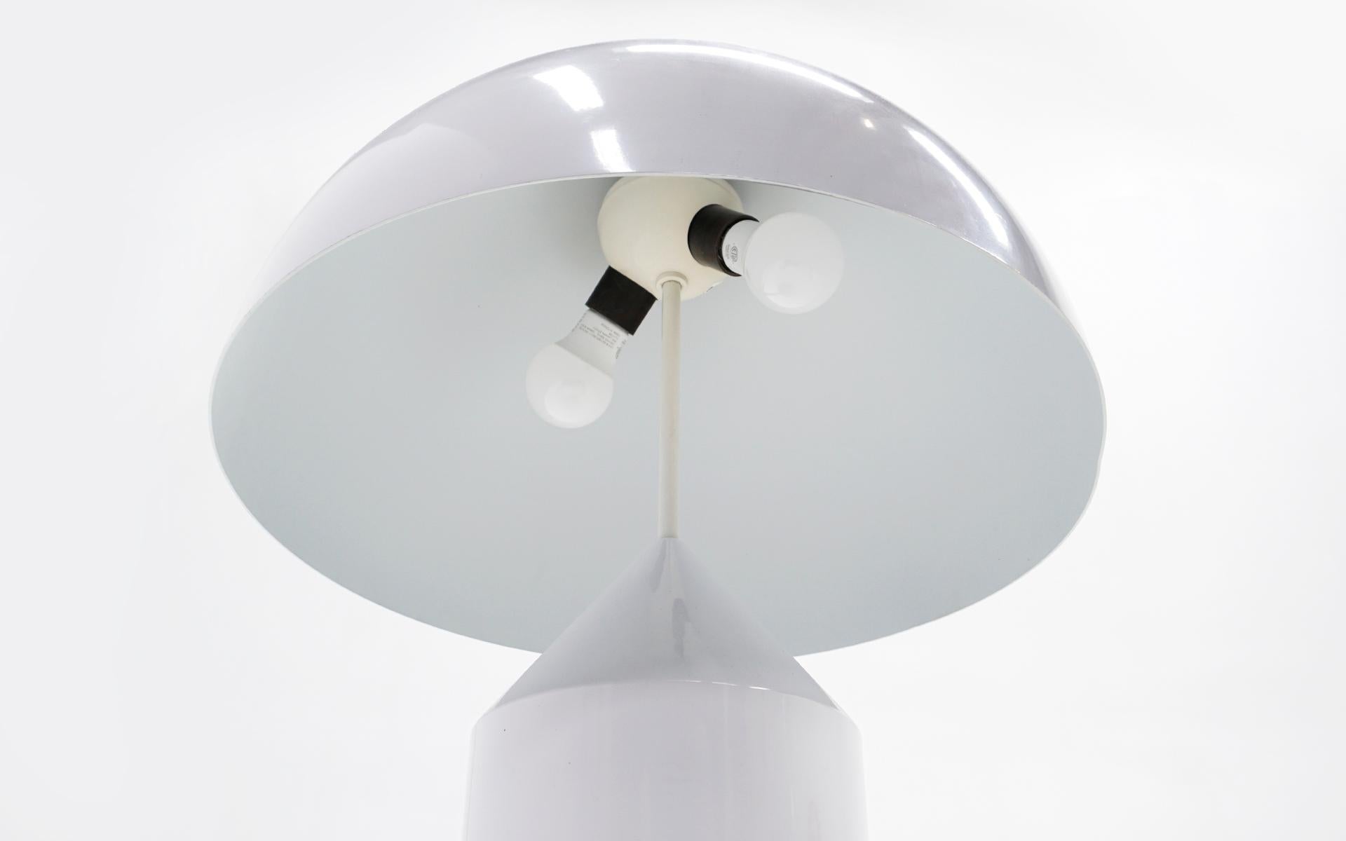 Late 20th Century Large Early Atollo Table Lamp in White Lacquered Steel by Vico Magistretti For Sale