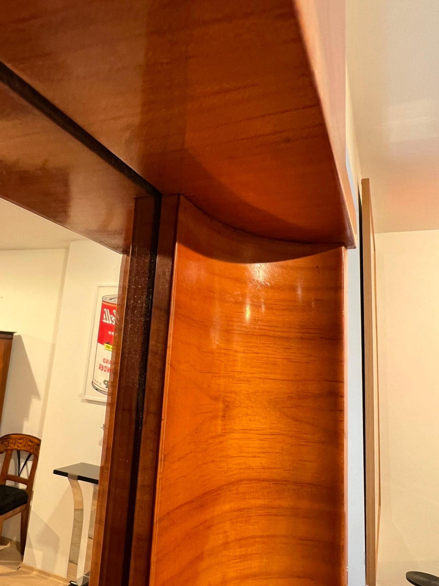 Large Biedermeier Wall Mirror, Cherry Veneer, South Germany circa 1820 6