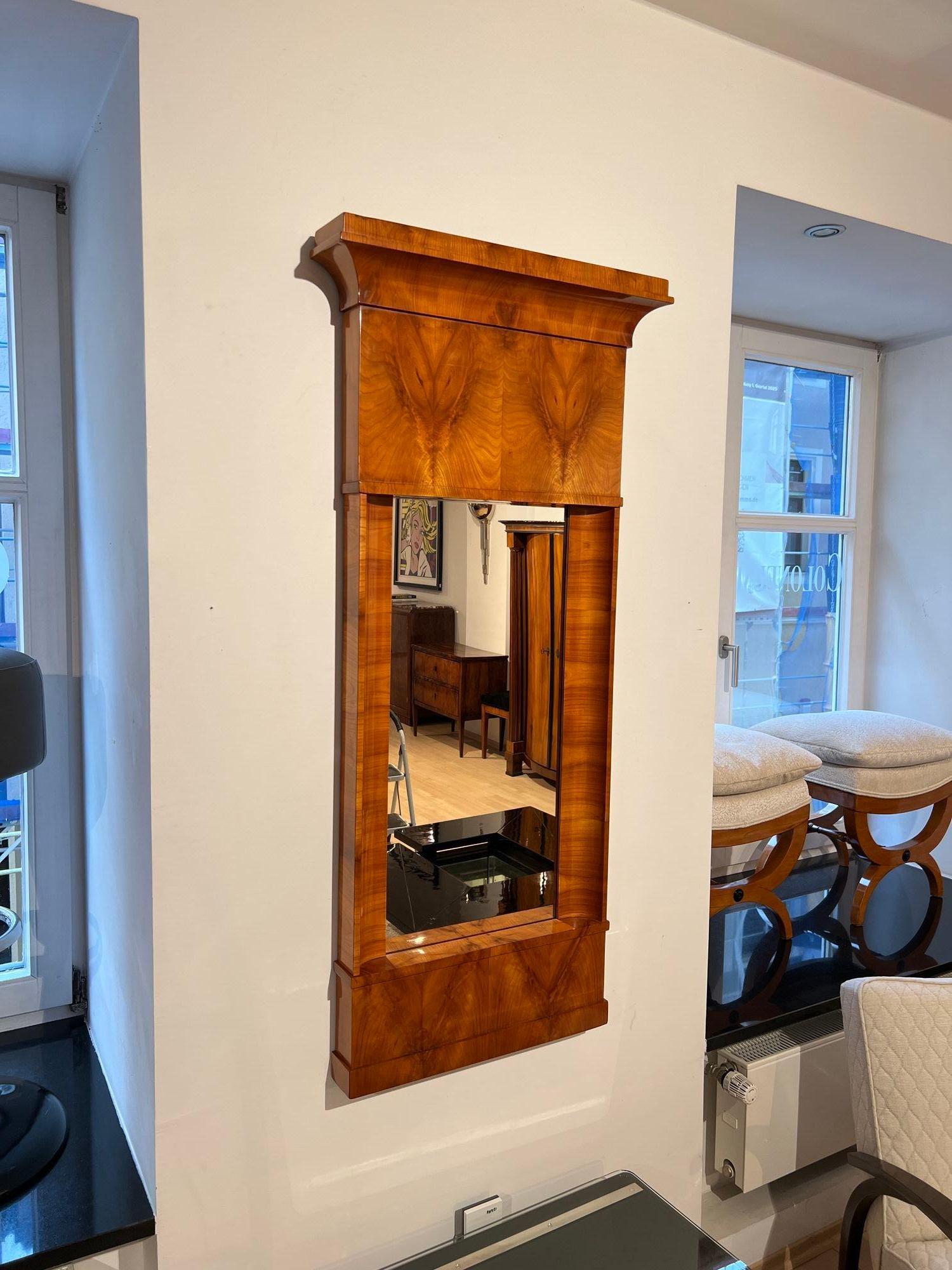 Large Biedermeier Wall Mirror, Cherry Veneer, South Germany circa 1820 2