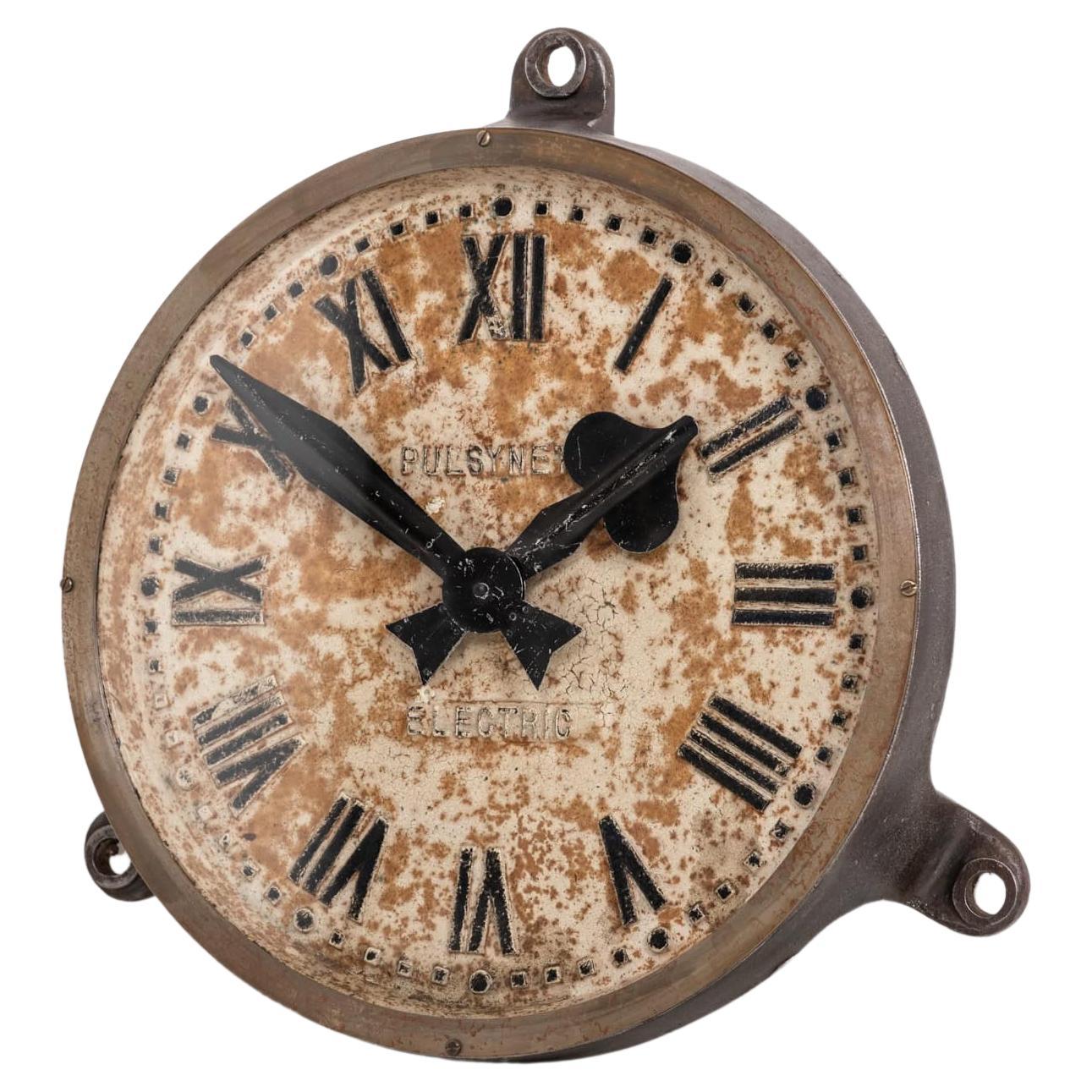 Large Early Industrial Cast Iron Gents of Leicester Factory Wall Clock, c.1915