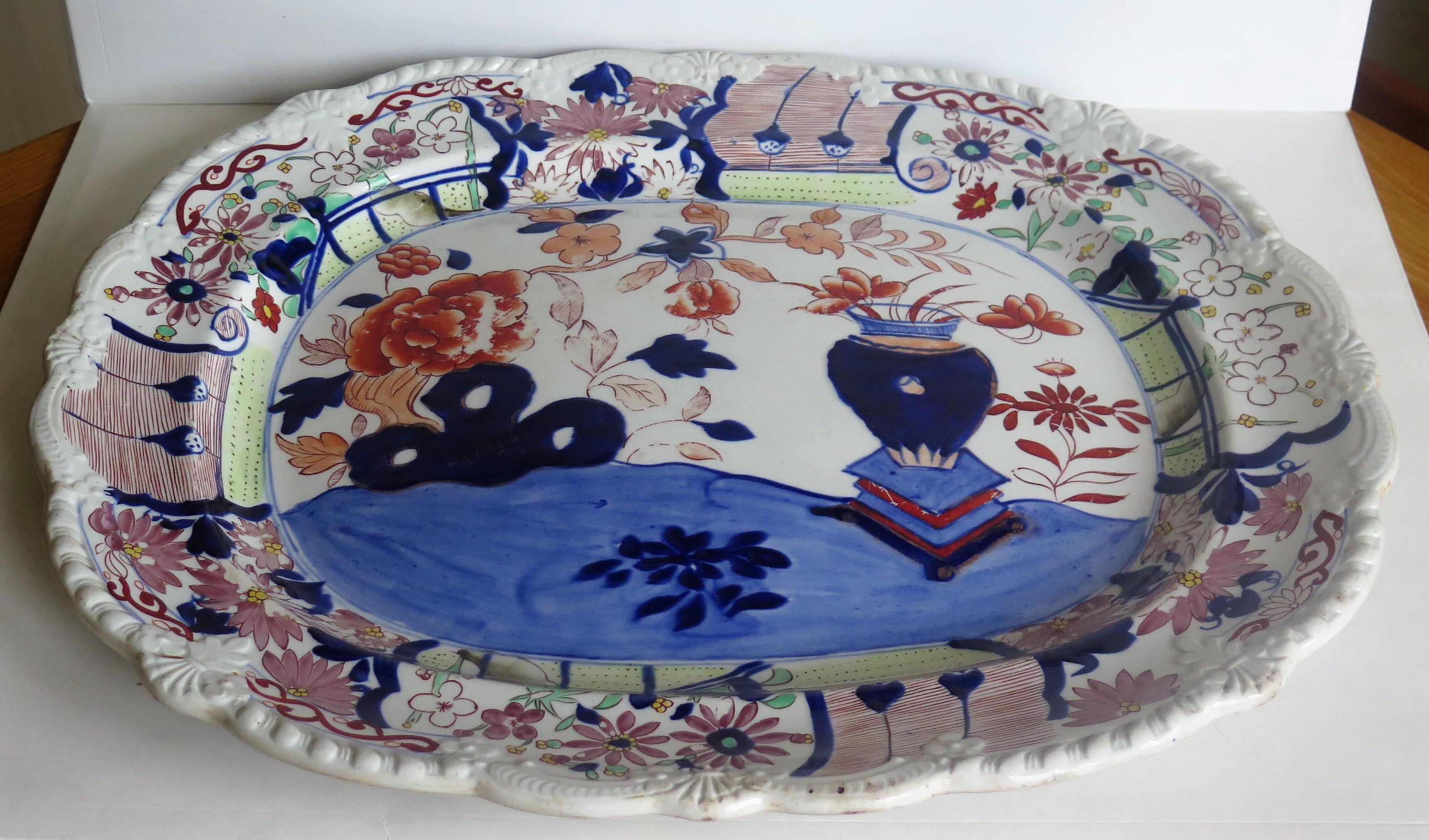 Hand-Painted Georgian Mason's Ironstone Large Platter in Vase and Rock Pattern, Circa 1815