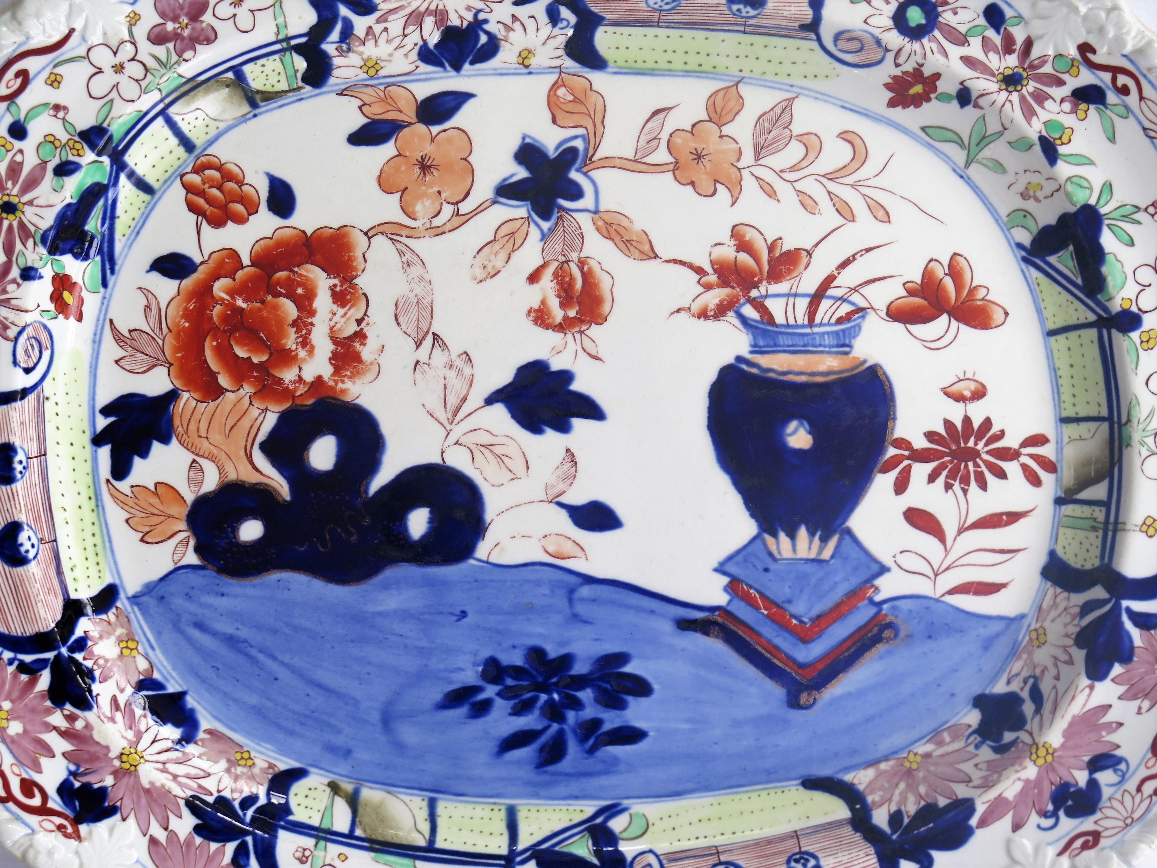 Georgian Mason's Ironstone Large Platter in Vase and Rock Pattern, Circa 1815 In Good Condition In Lincoln, Lincolnshire