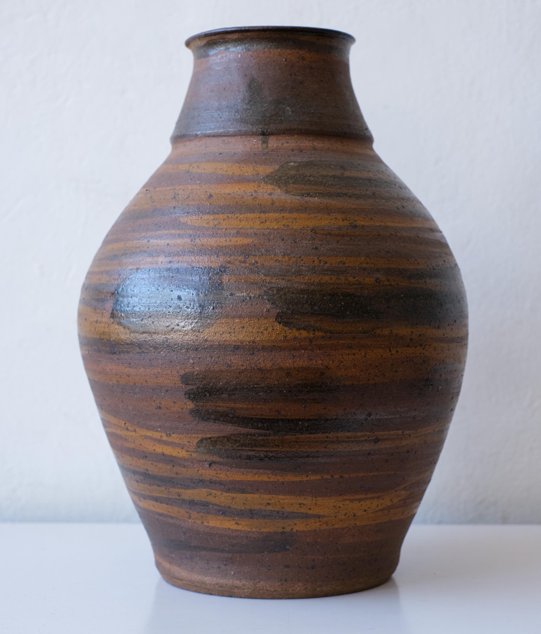 Mid-20th Century Large Early Studio Ceramic Vase by Stan Bitters