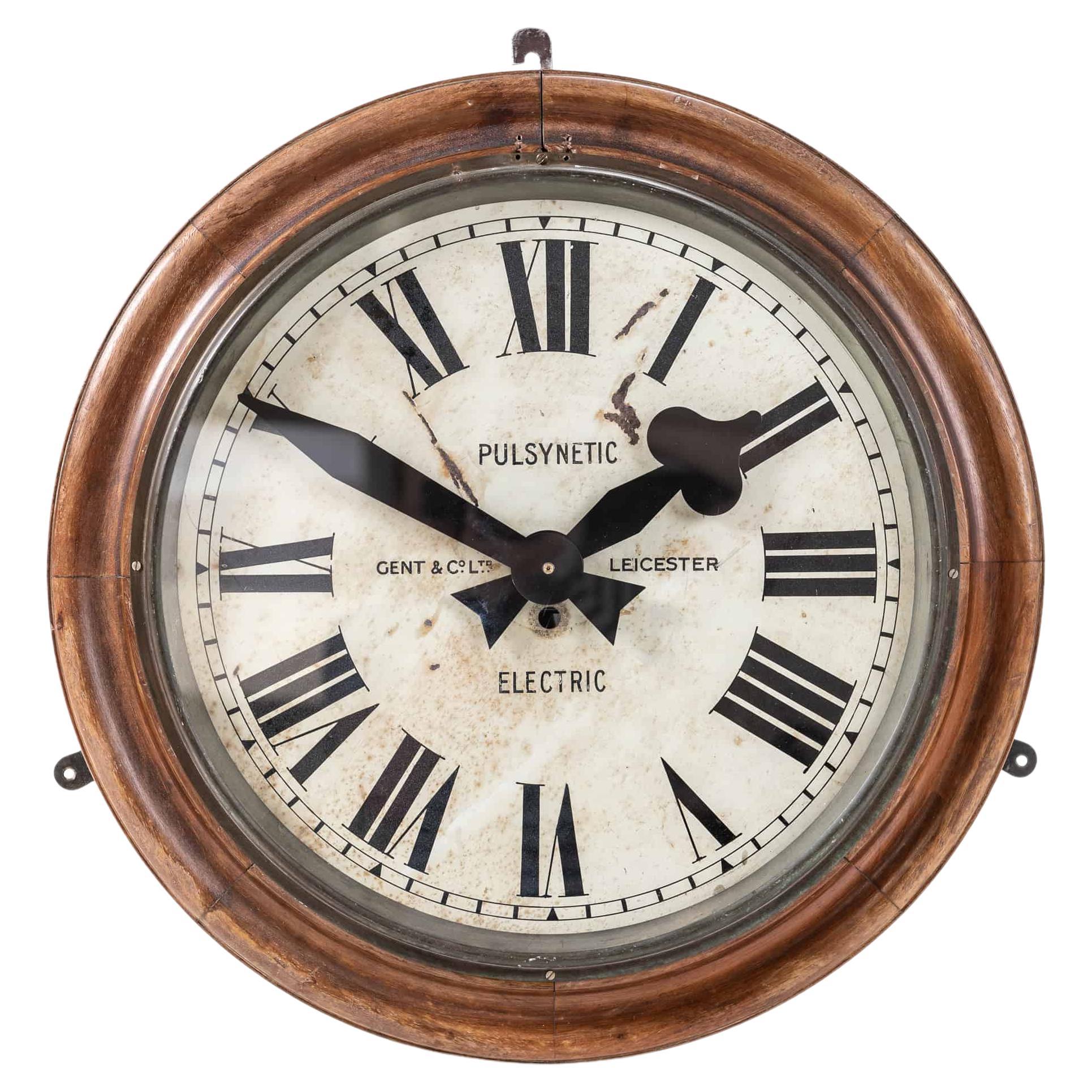 Large Early Wooden Gents of Leicester Wall Clock, c.1920 For Sale