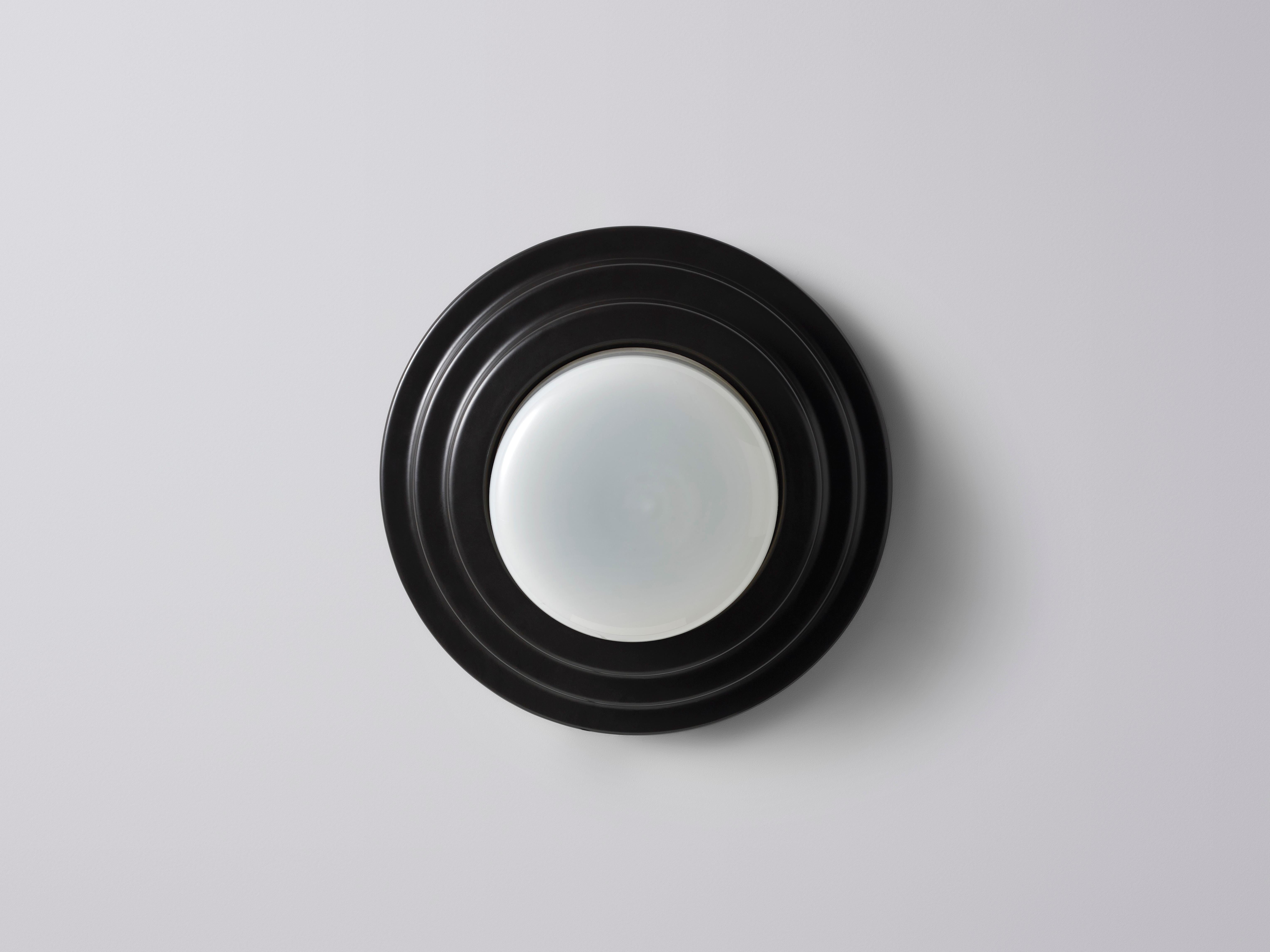 Aplique de pared grande Earth Honey de Coco Flip Siglo XXI y contemporáneo en venta